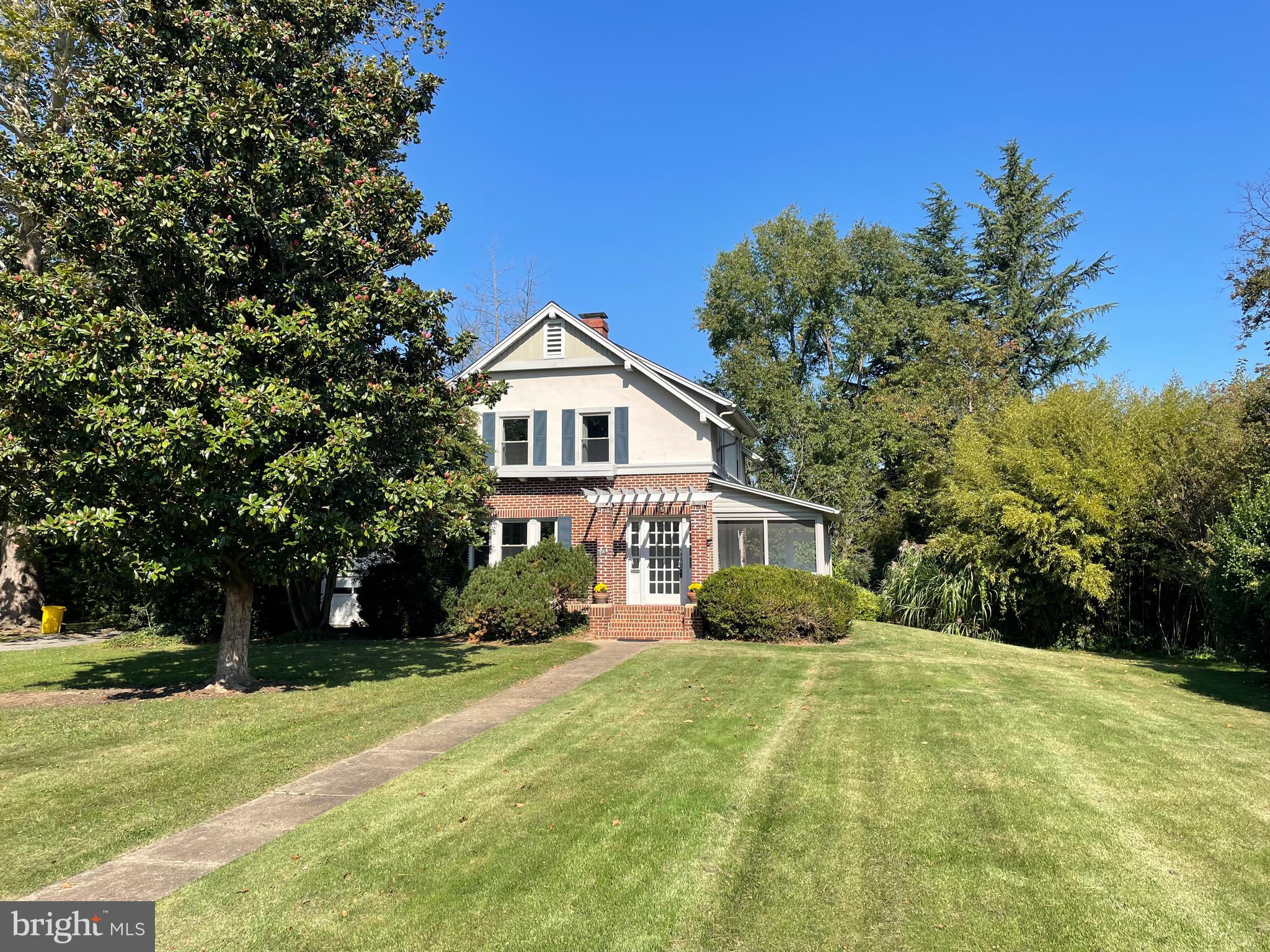 LINTHICUM HEIGHTS - Residential Lease