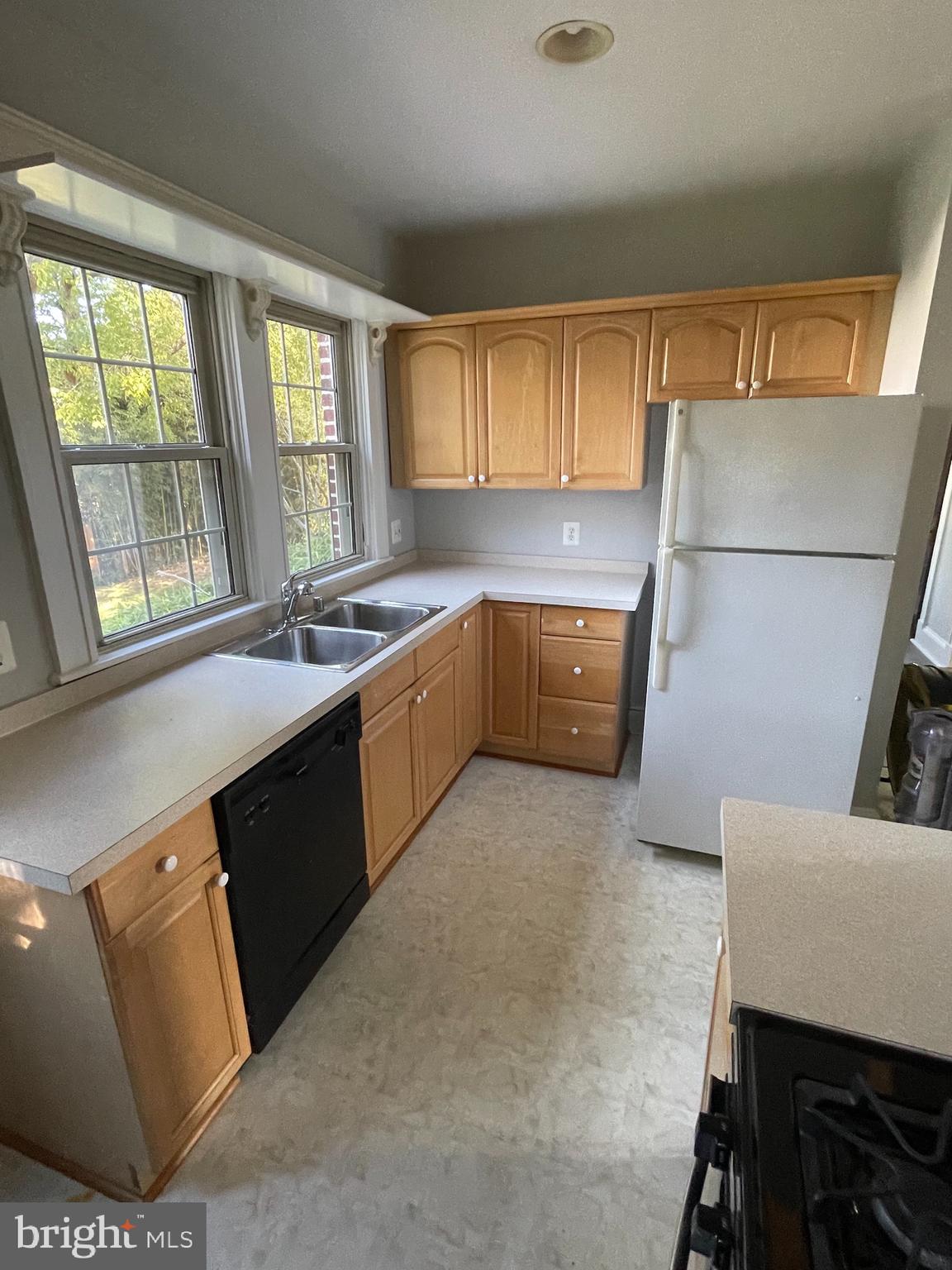 LINTHICUM HEIGHTS - Residential Lease