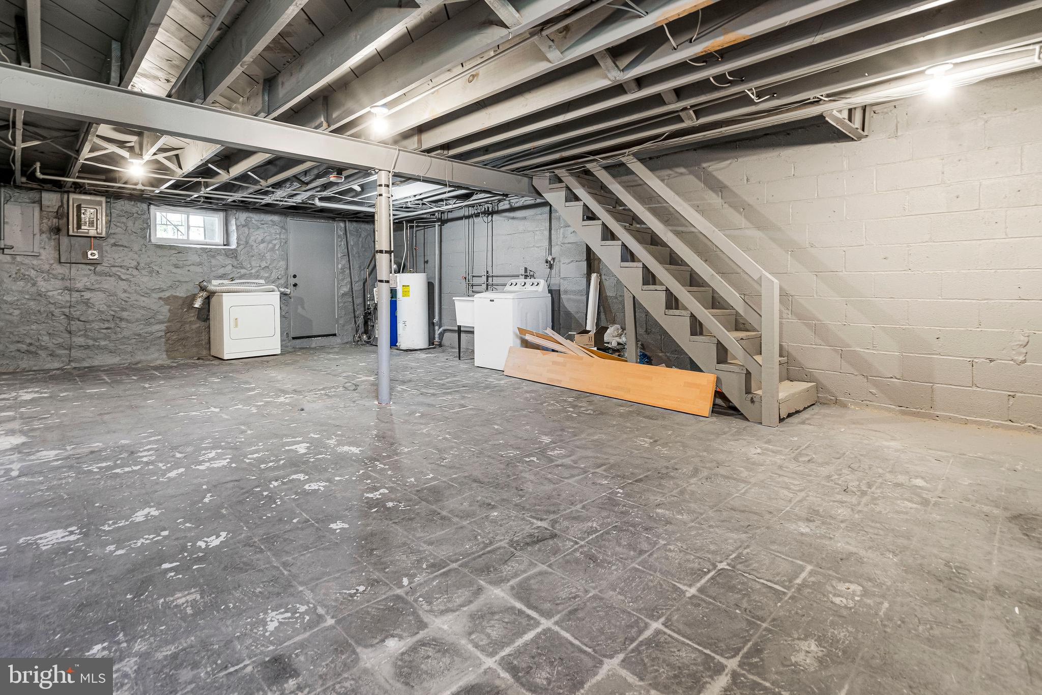 ARLINGTON - Residential Lease