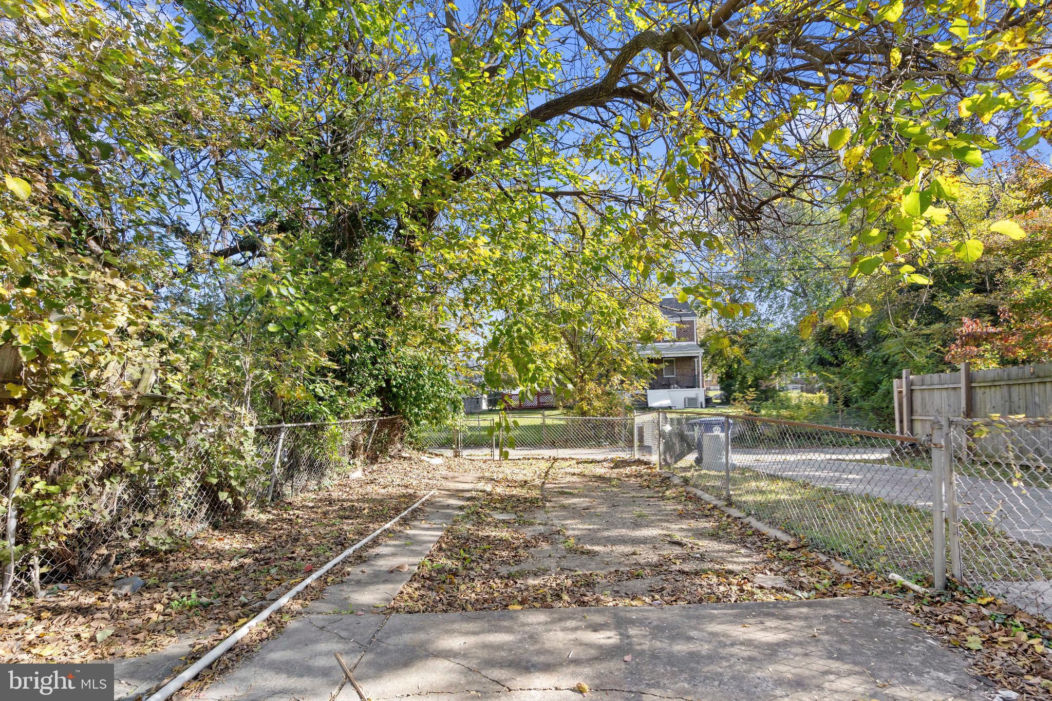 ARLINGTON - Residential Lease