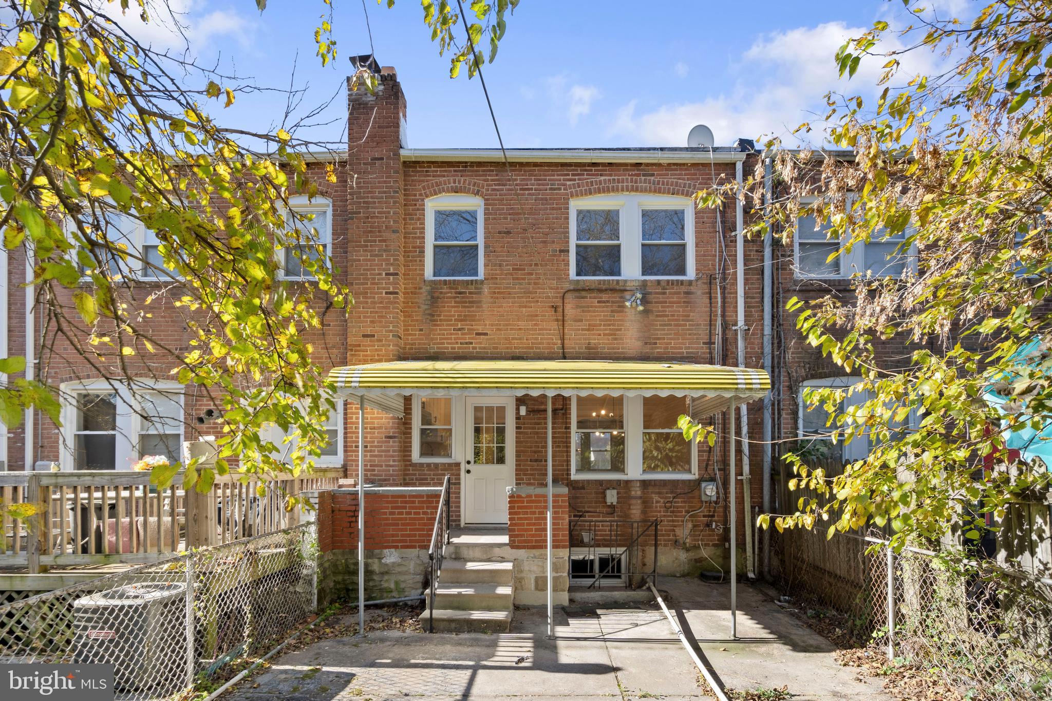 ARLINGTON - Residential Lease