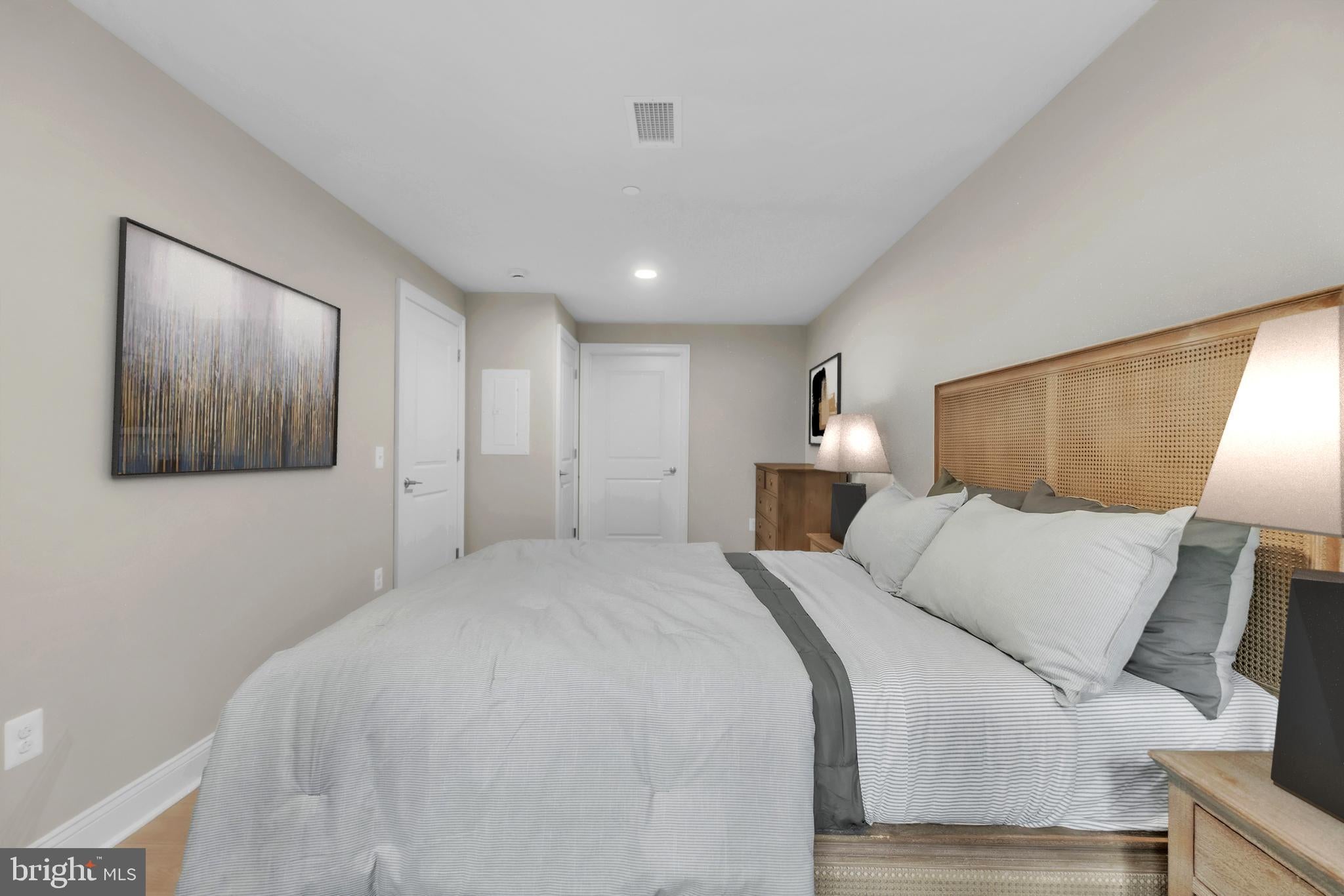 1801 MARKET STREET 1702