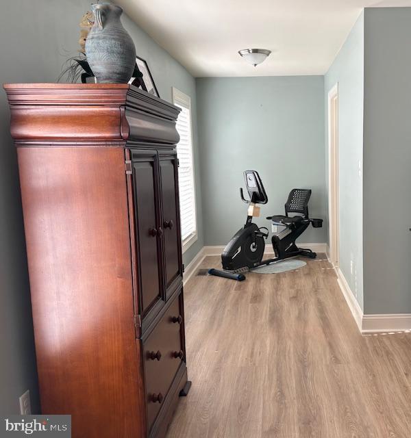 JAMESTOWN SQUARE - Residential