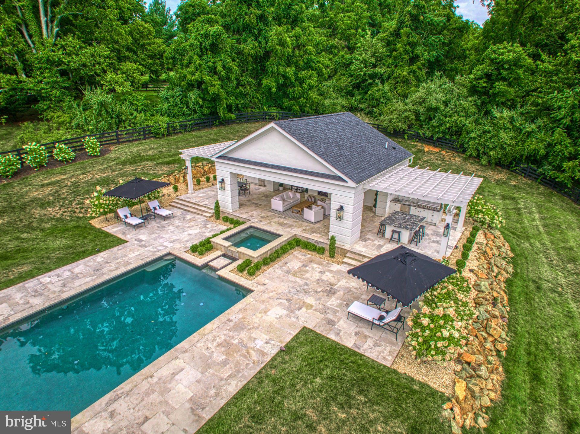 BEACON HILL - Residential