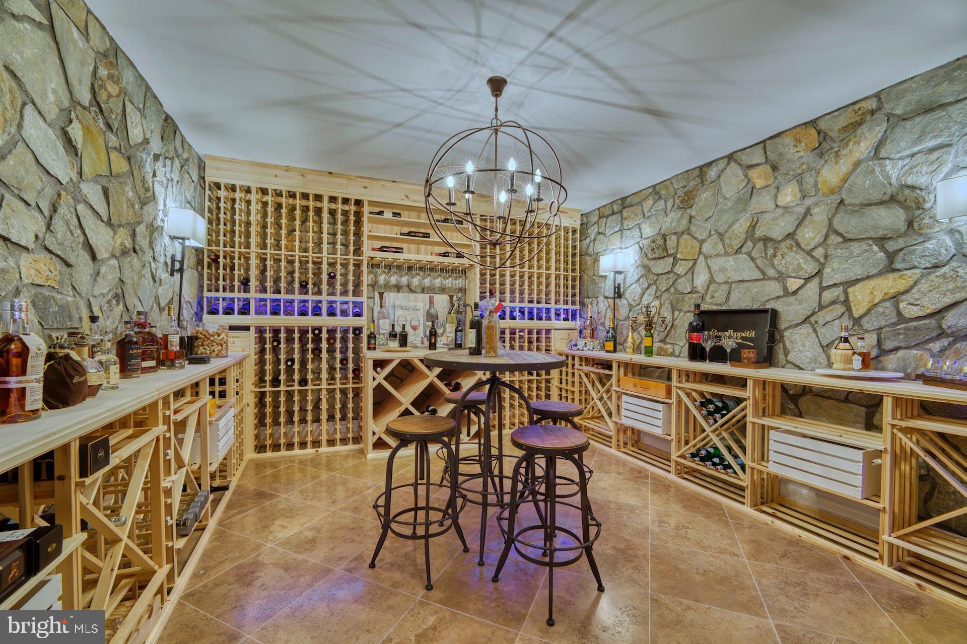 BEACON HILL - Residential