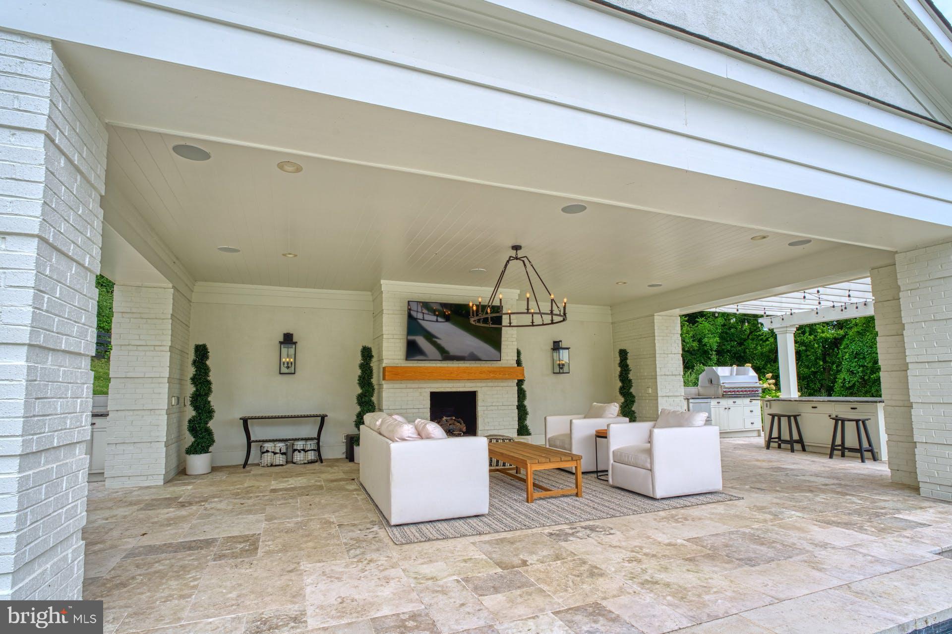 BEACON HILL - Residential