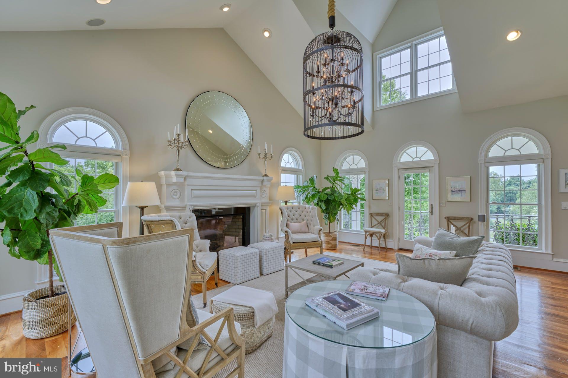 BEACON HILL - Residential