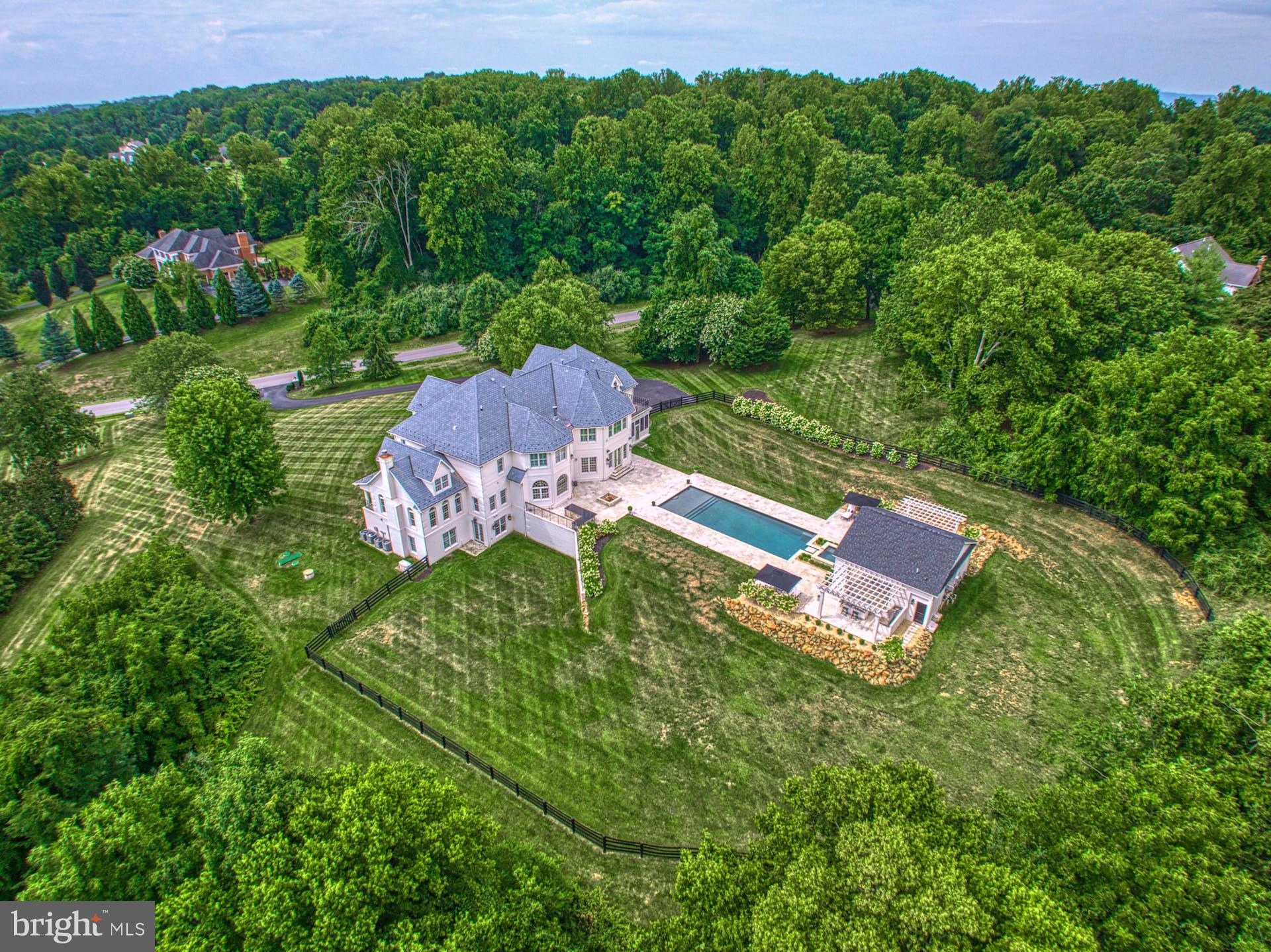 BEACON HILL - Residential