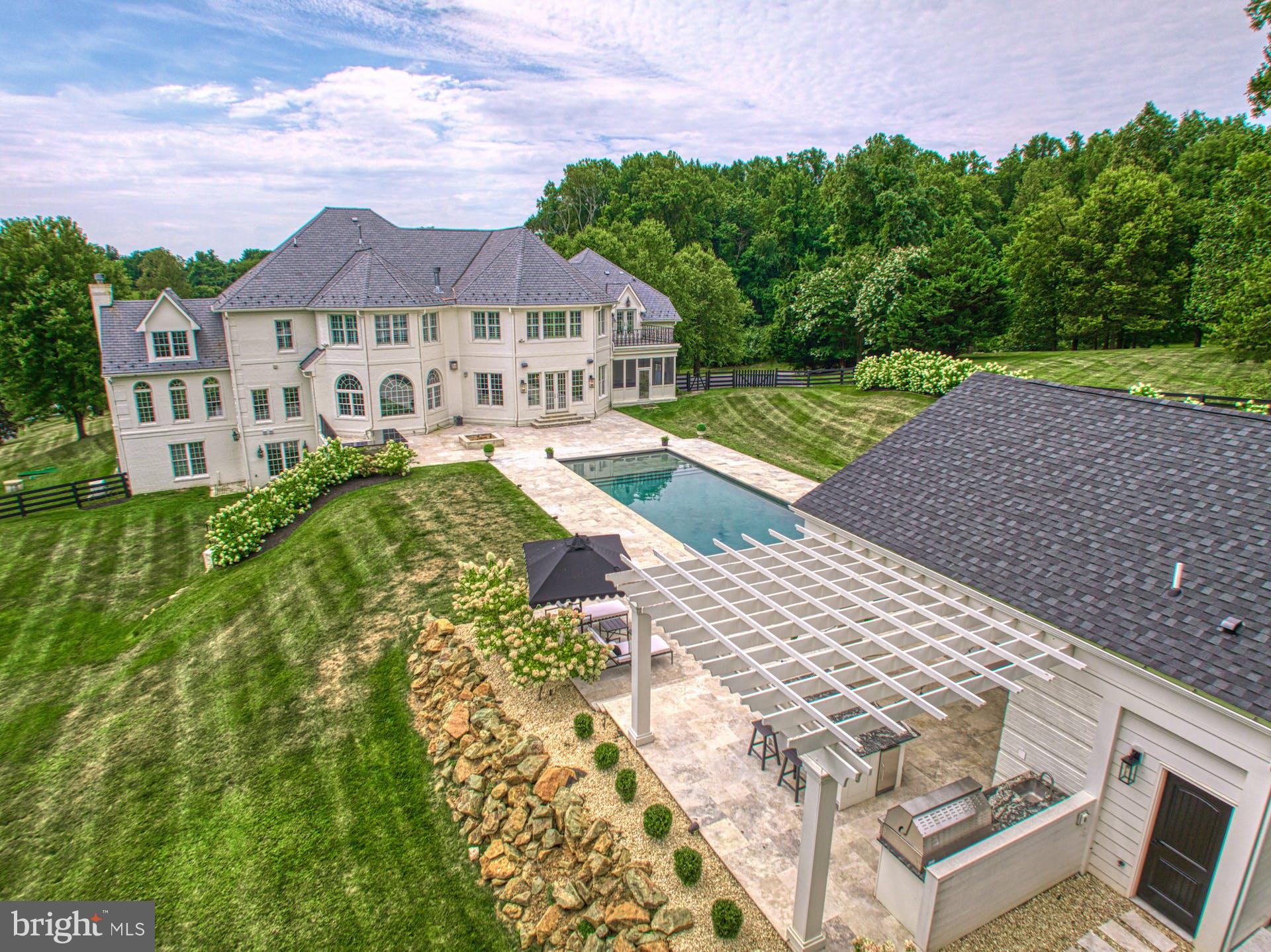 BEACON HILL - Residential