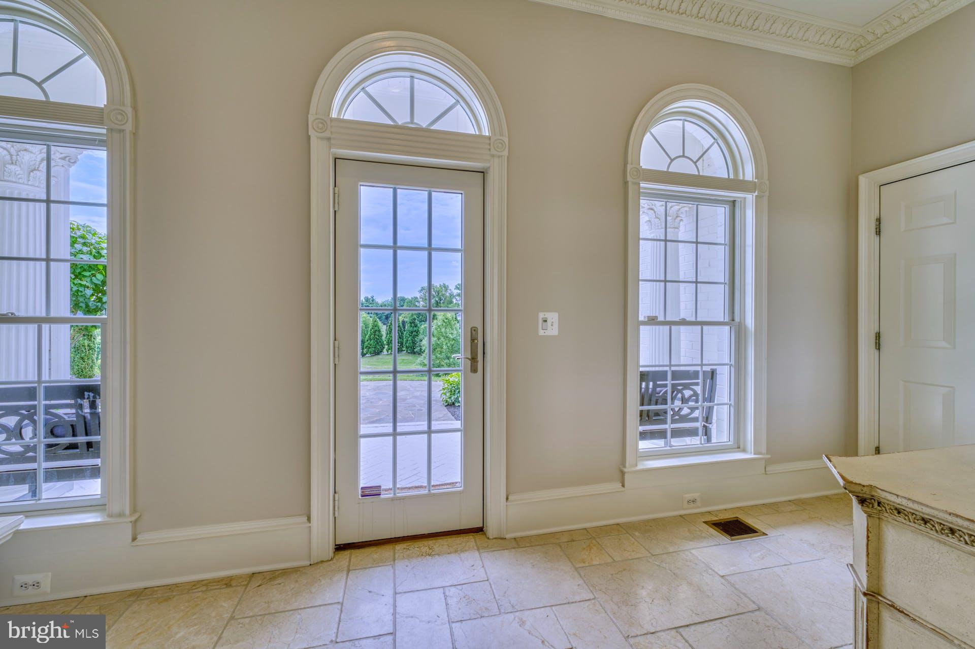 BEACON HILL - Residential