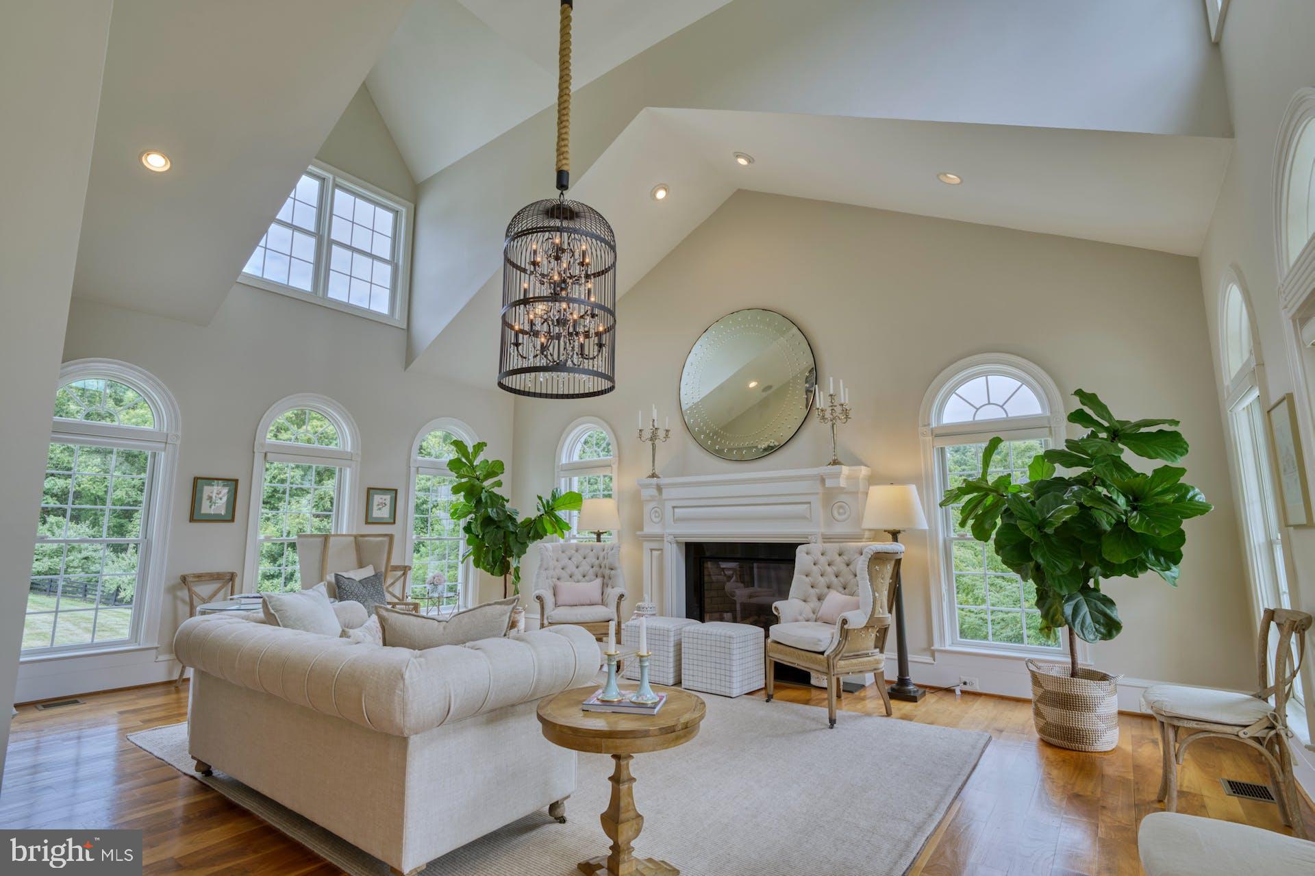 BEACON HILL - Residential