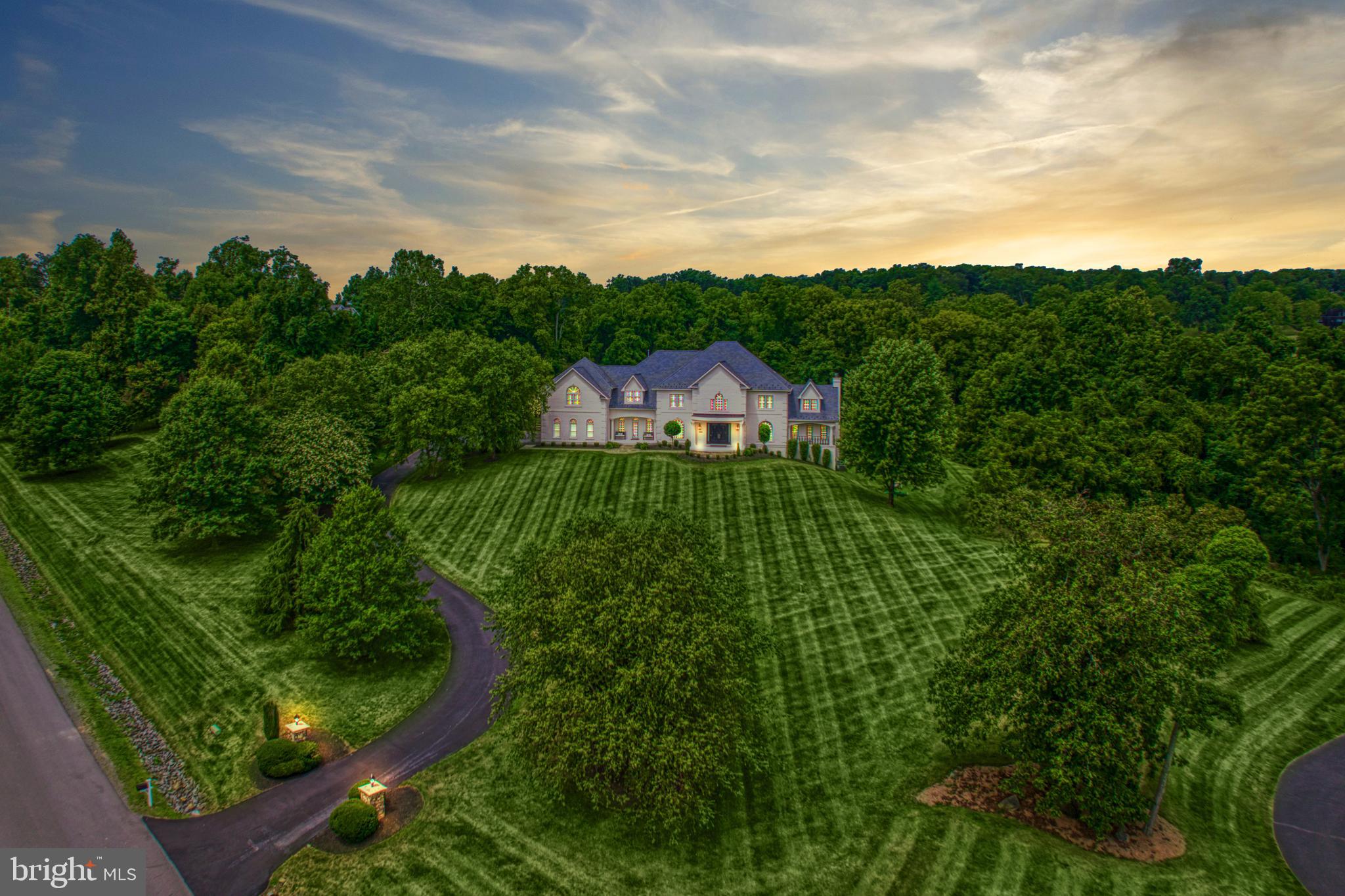 BEACON HILL - Residential