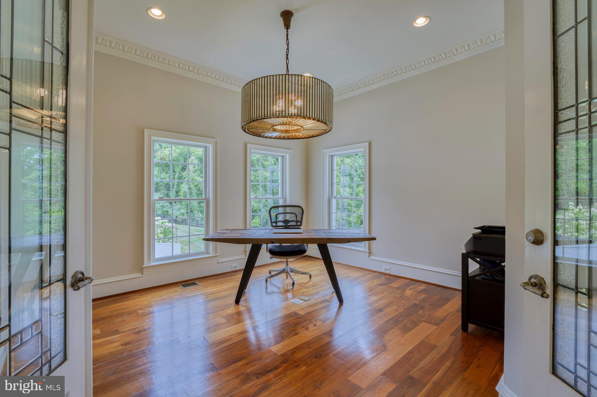 BEACON HILL - Residential