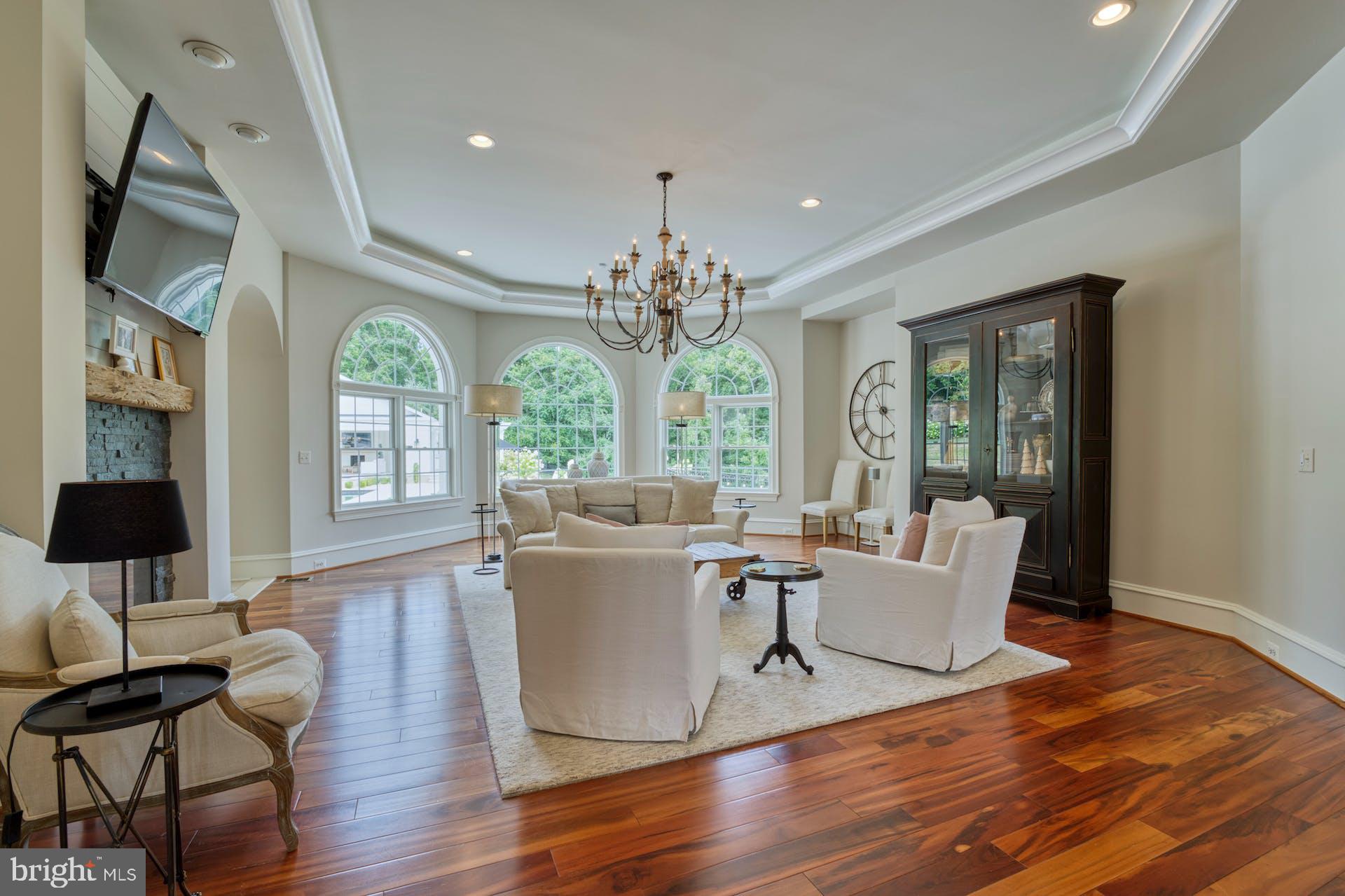 BEACON HILL - Residential