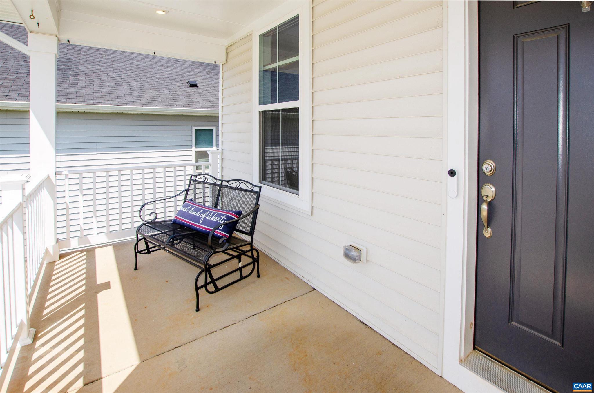 403 MEADOWS DR