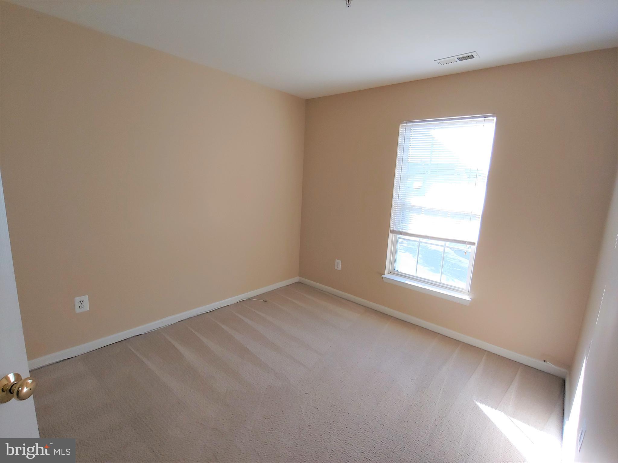 SEVEN OAKS - Residential Lease