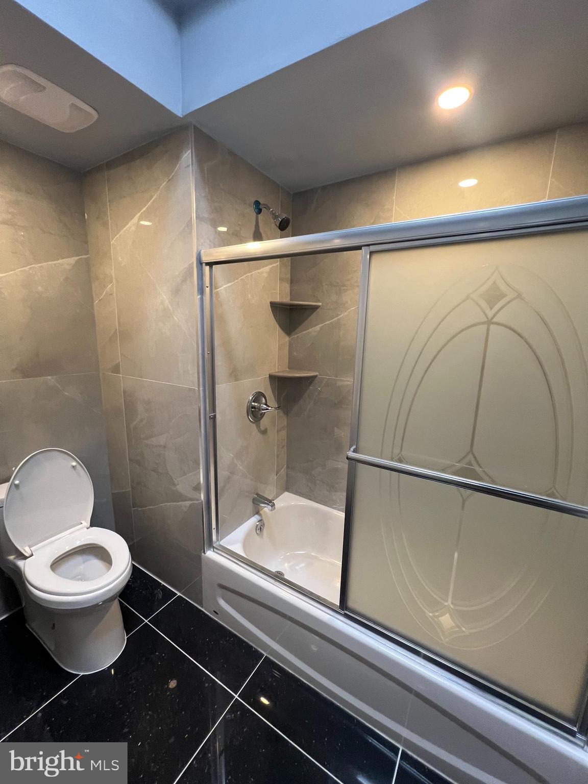 MAYFAIR (WEST) - Residential