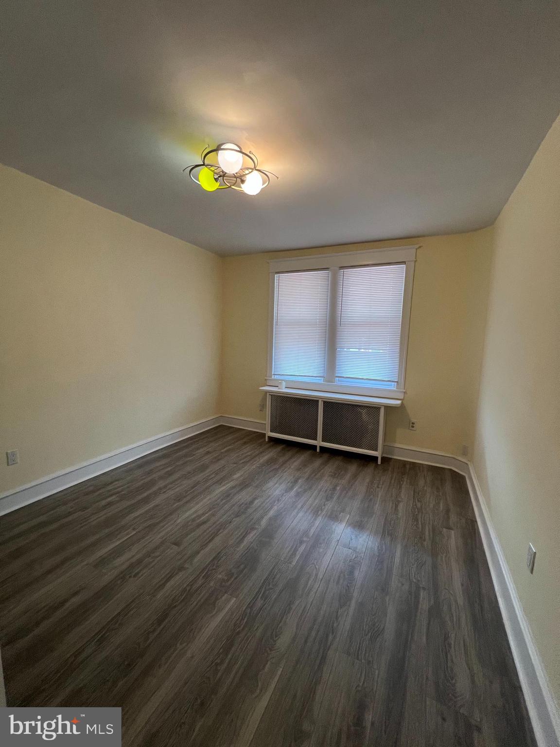 MAYFAIR (WEST) - Residential