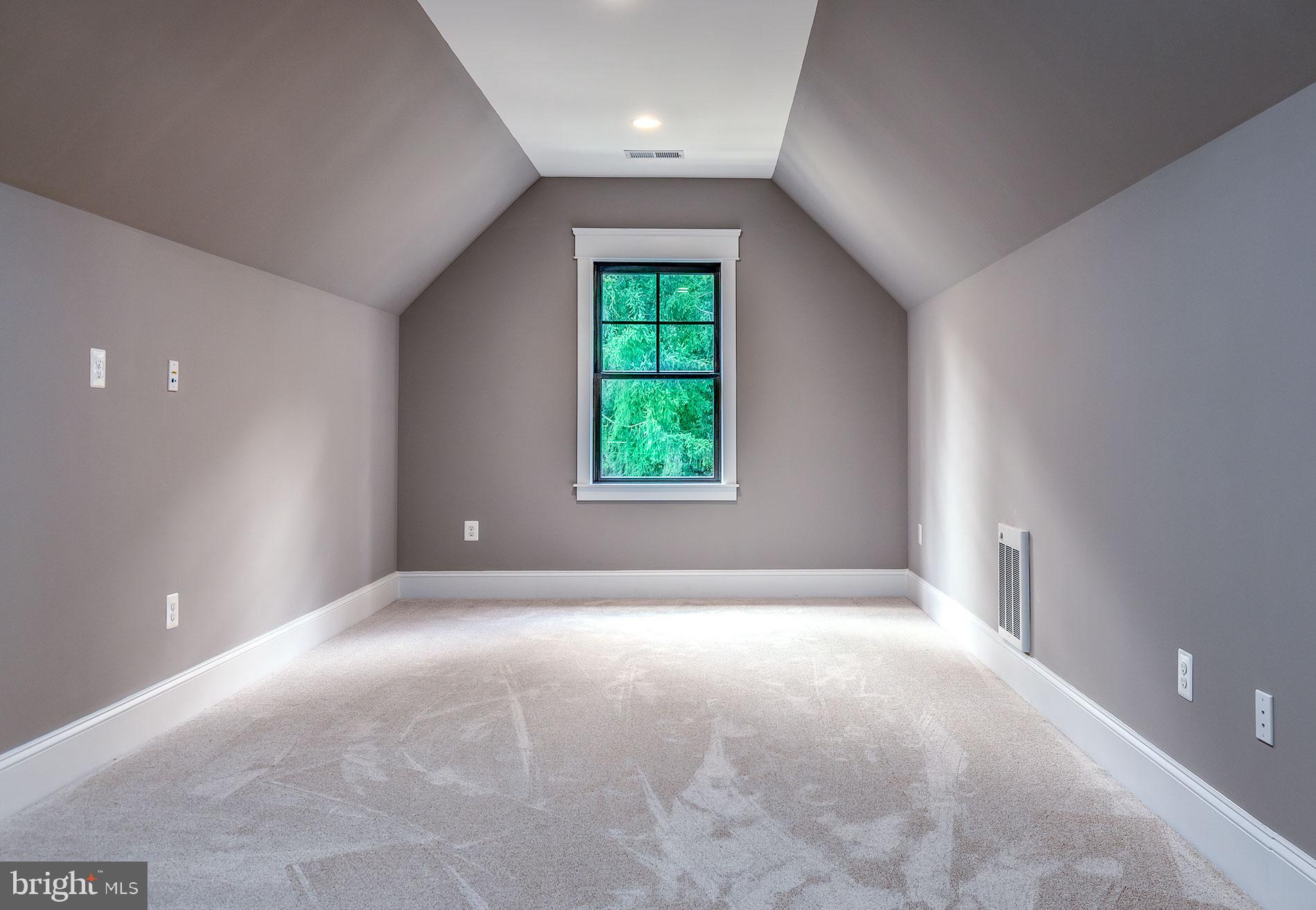 WESTFORD - Residential