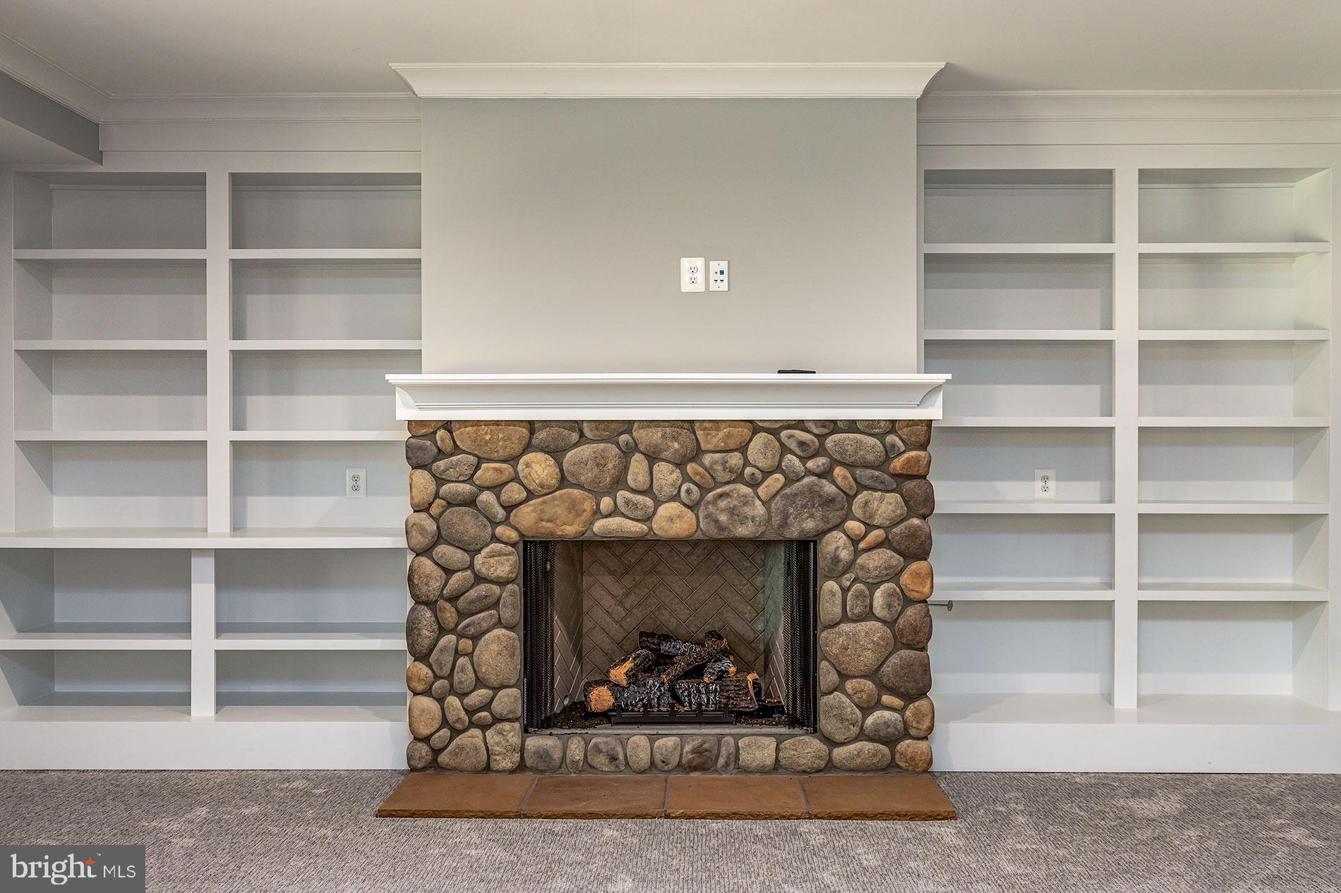 WESTFORD - Residential