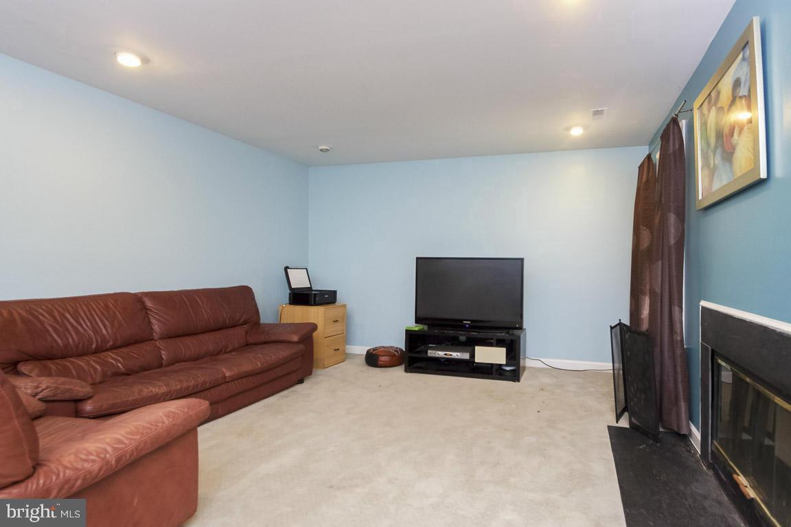 TANGLEWOOD - Residential Lease