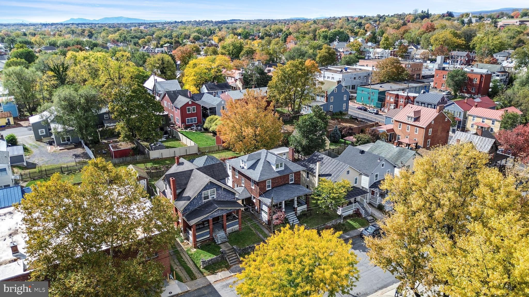 17 E LEICESTER STREET