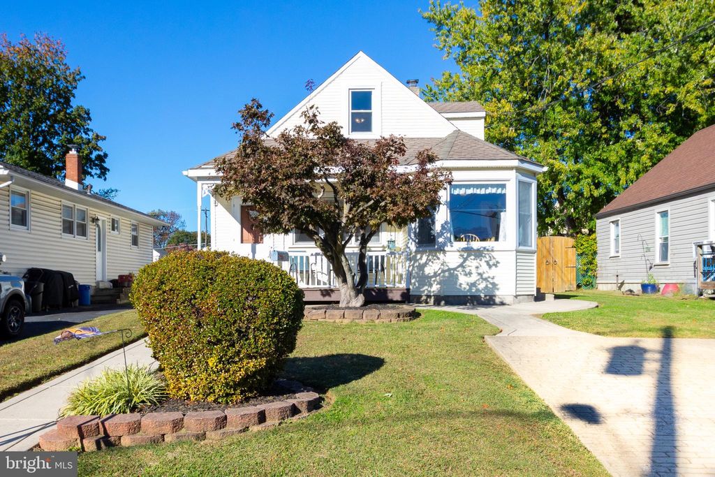 Photo of 82 1st Avenue, BROOMALL, PA 19008 (MLS # PADE2102312)