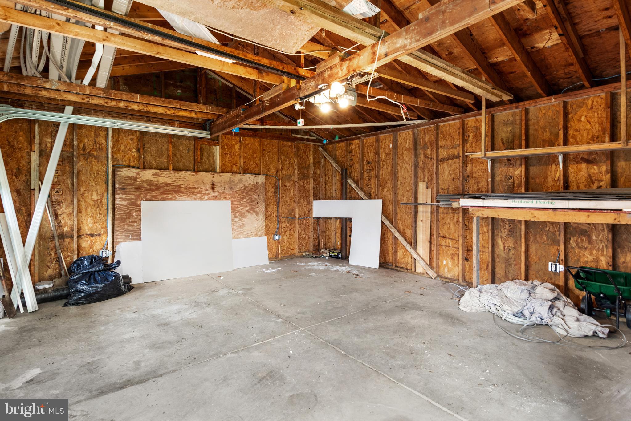 WINDSOR  MILL - Residential