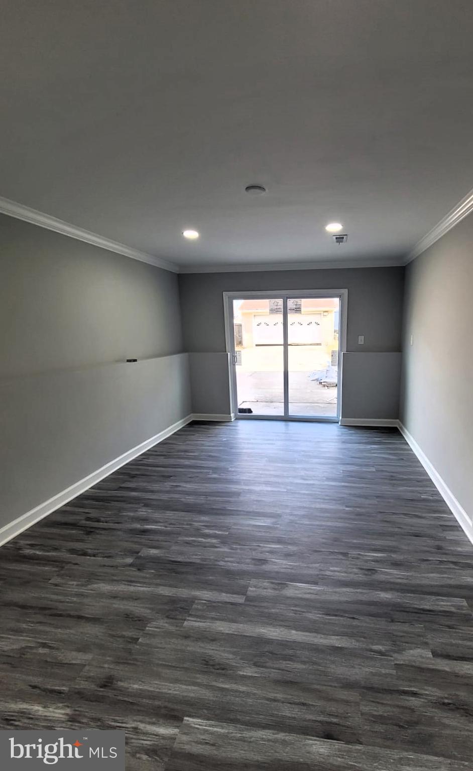 WINDSOR  MILL - Residential