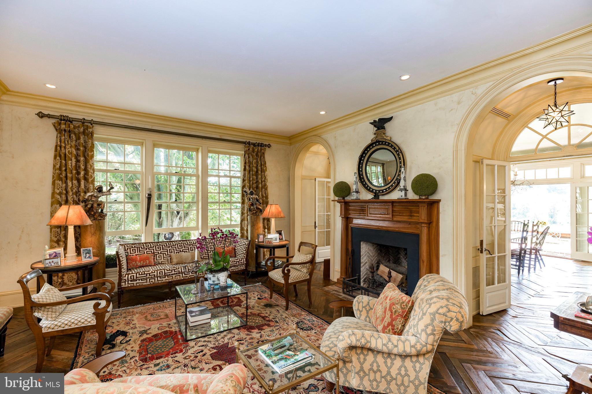 CHESHIRE HUNT - Residential