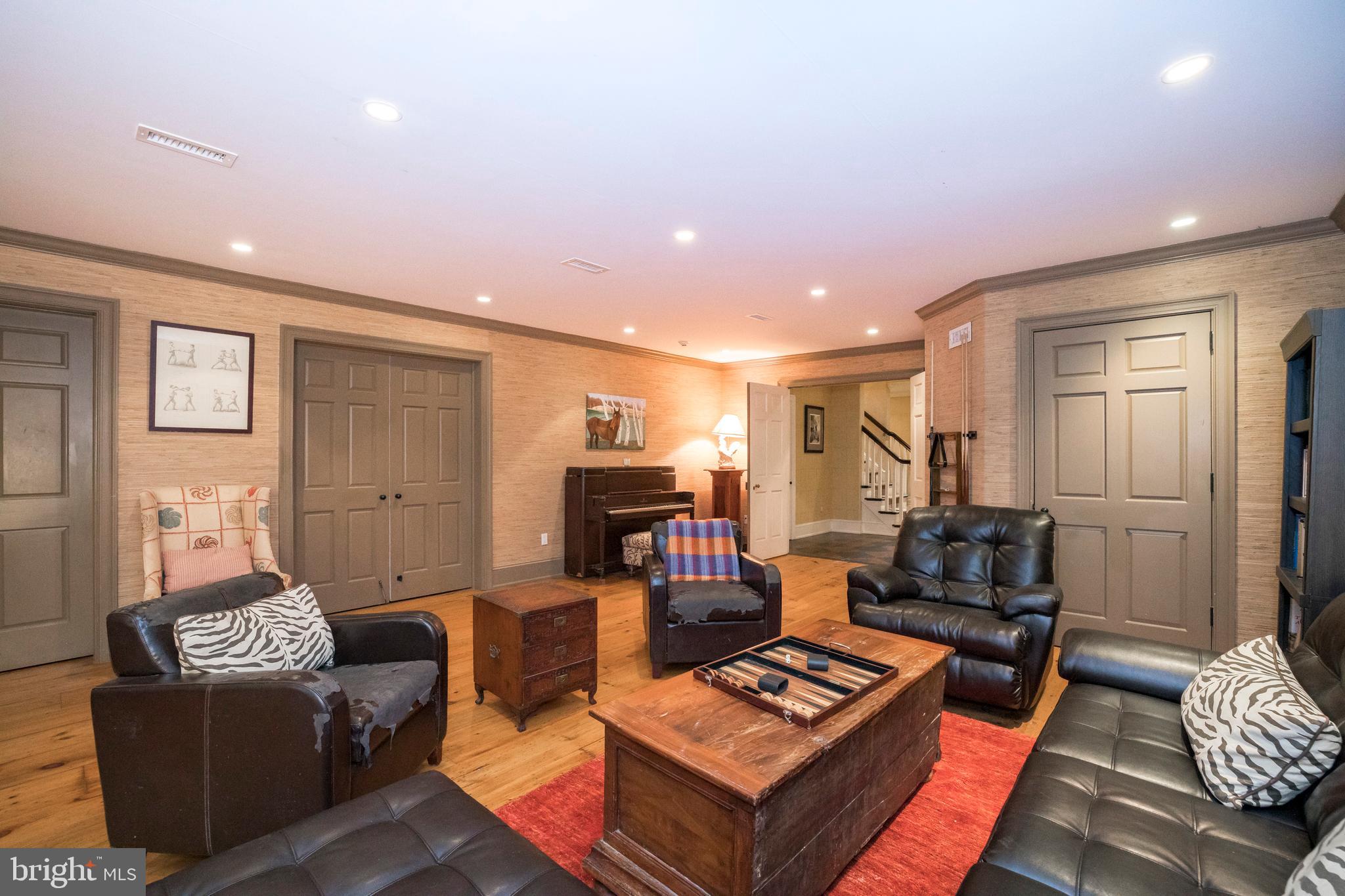 CHESHIRE HUNT - Residential