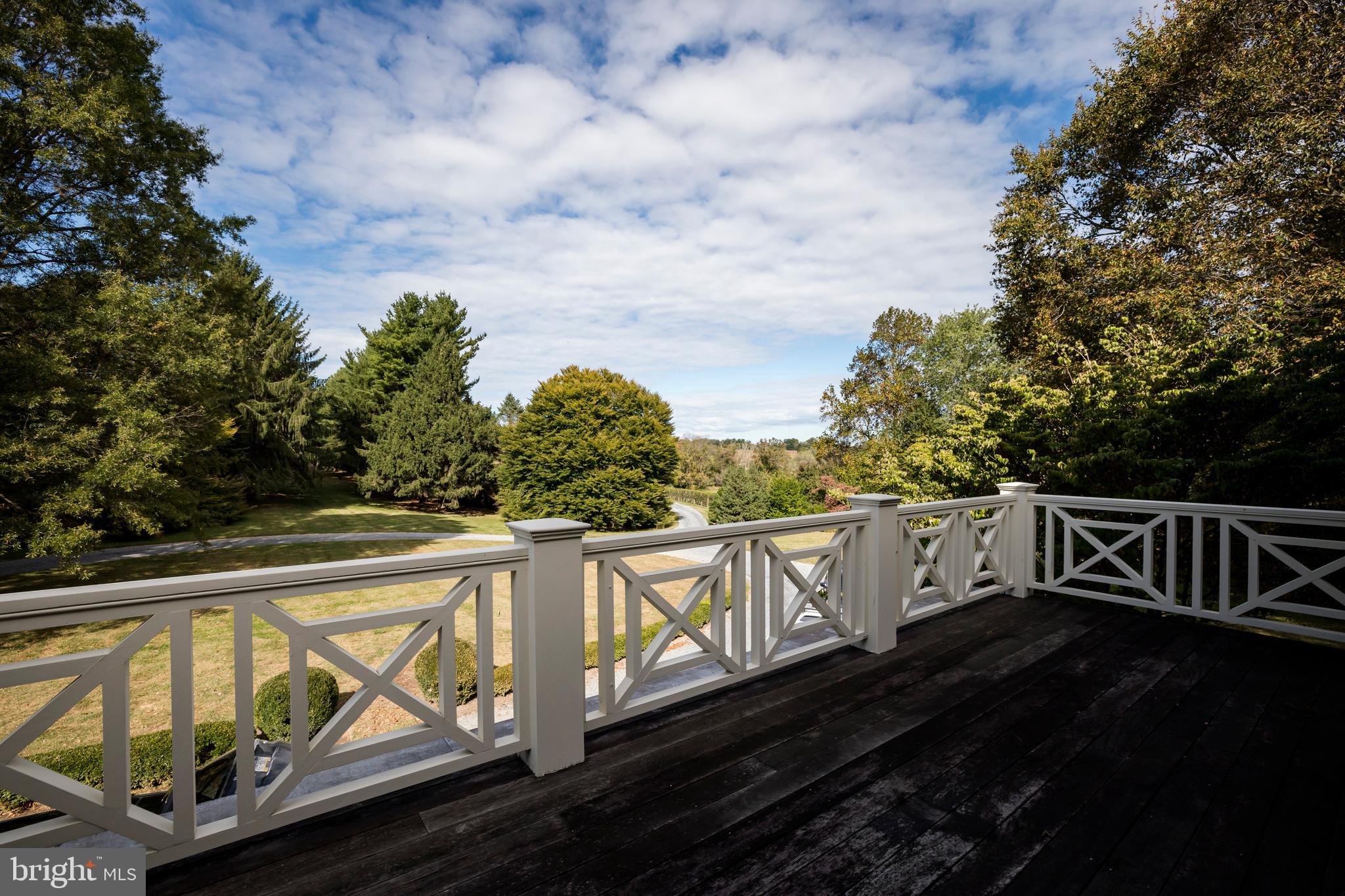 CHESHIRE HUNT - Residential