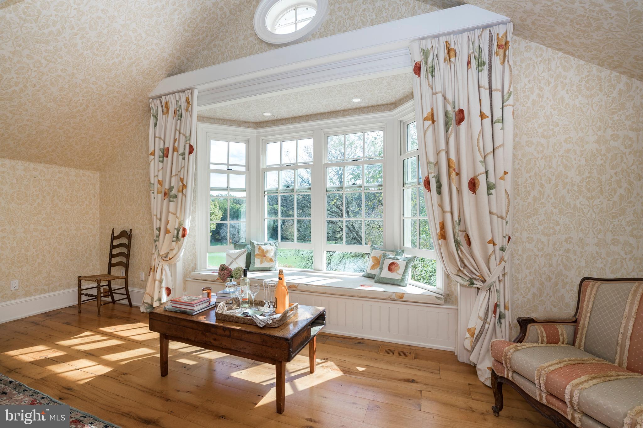 CHESHIRE HUNT - Residential