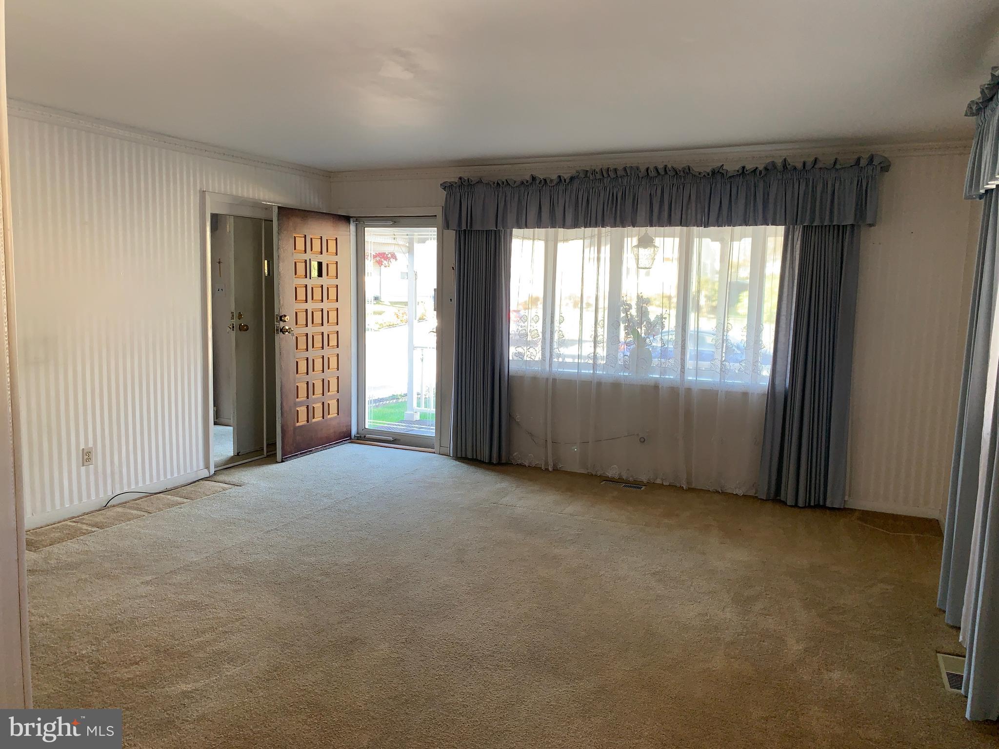 LAWRENCE PARK - Residential