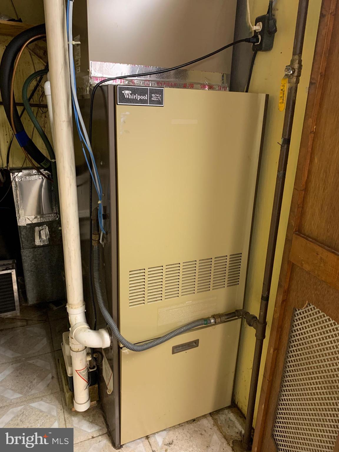 LAWRENCE PARK - Residential