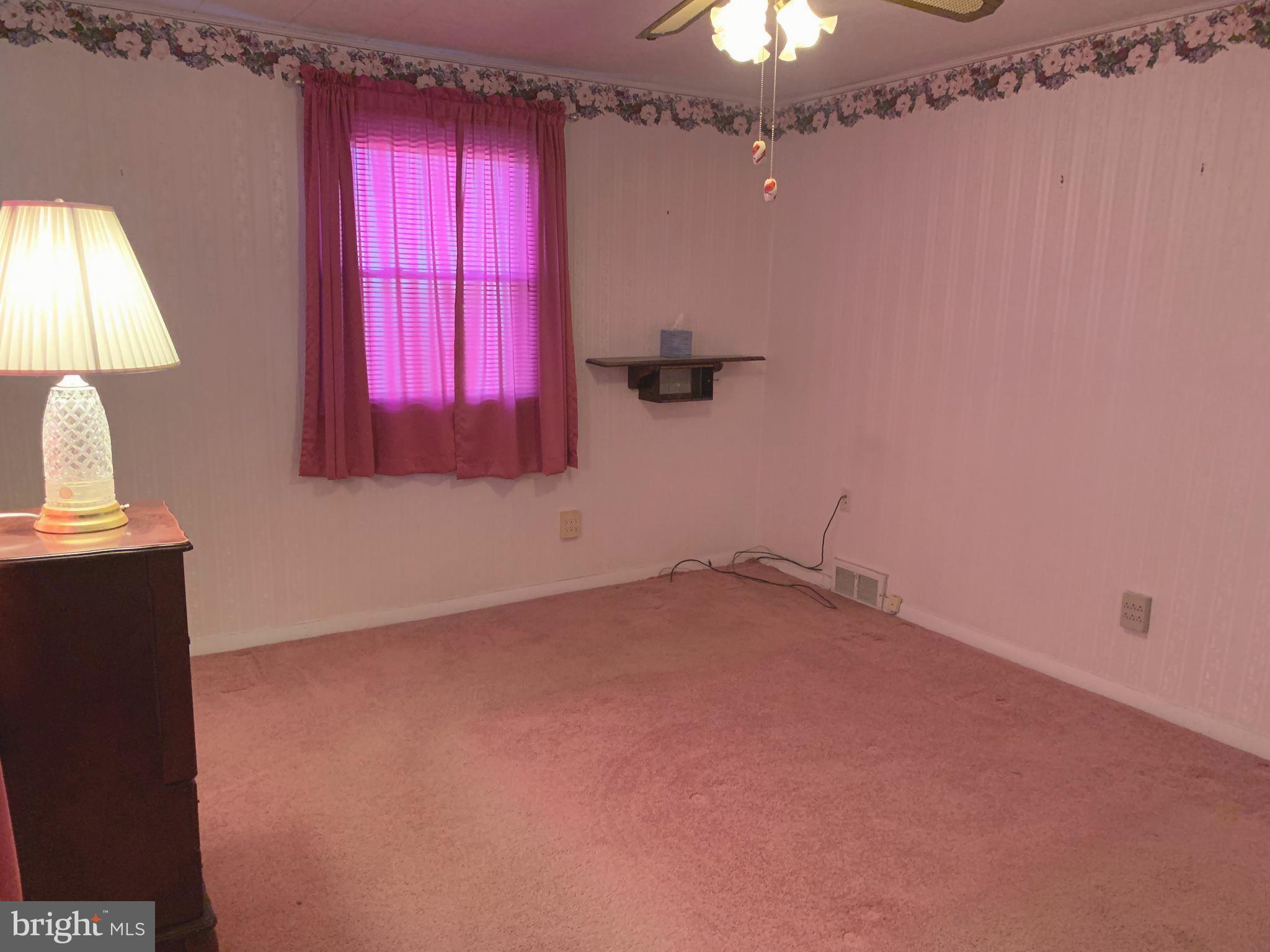 LAWRENCE PARK - Residential