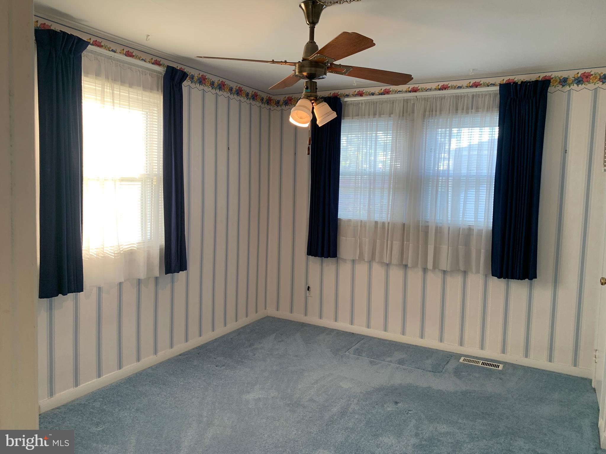 LAWRENCE PARK - Residential