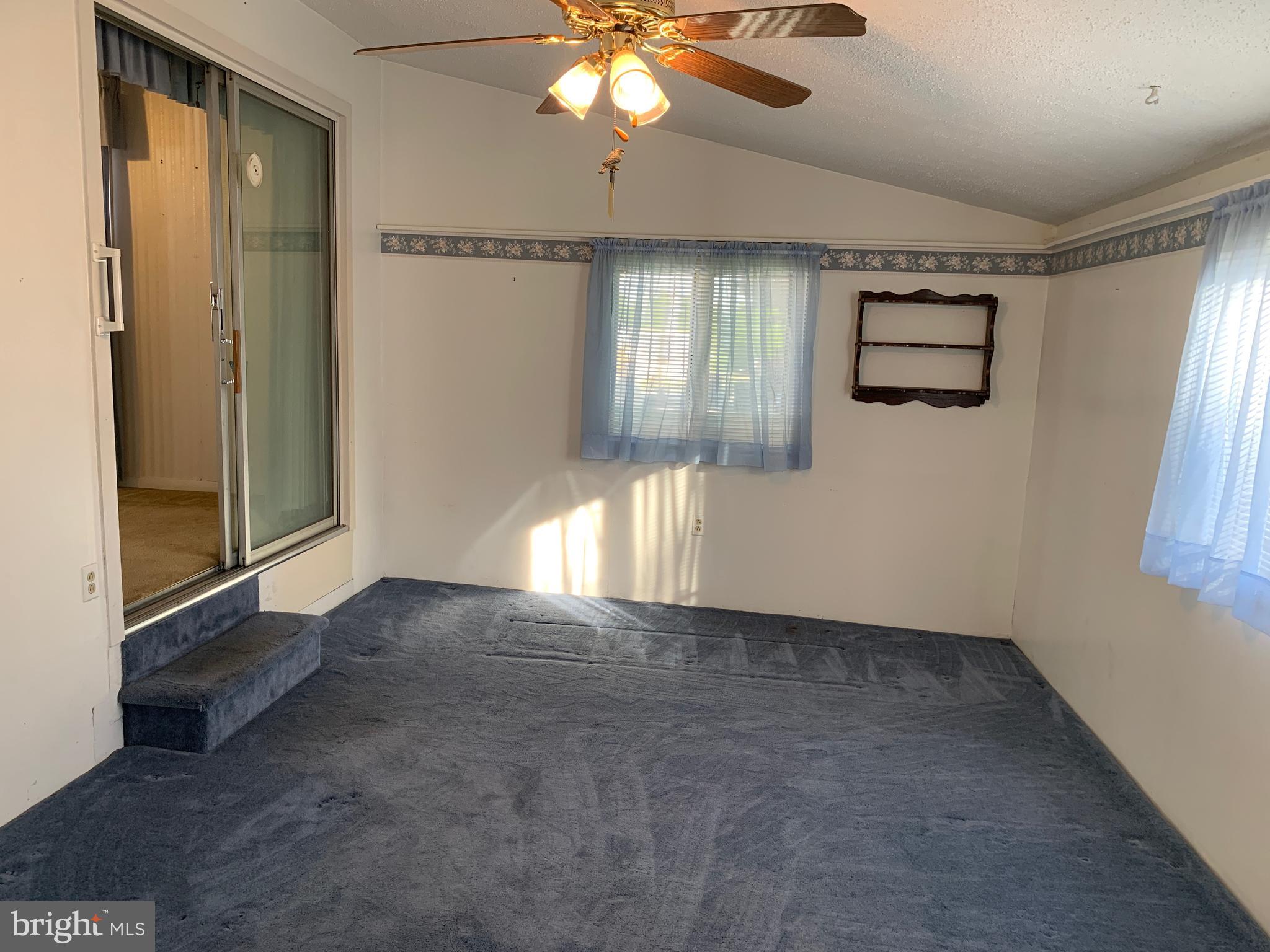 LAWRENCE PARK - Residential