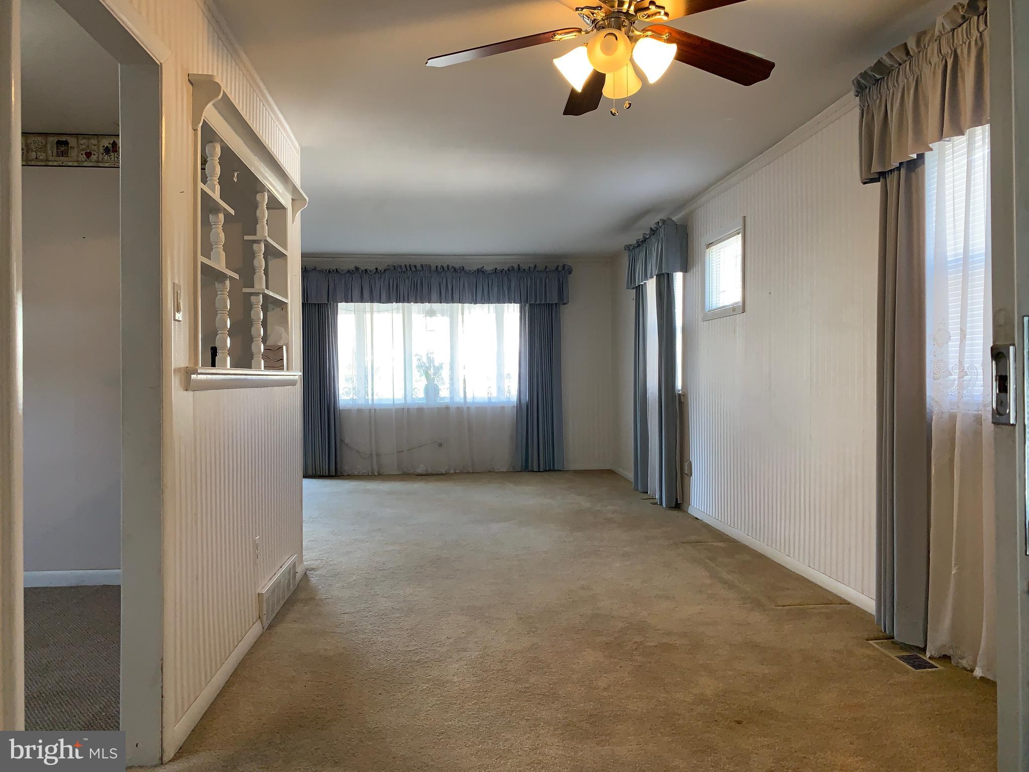 LAWRENCE PARK - Residential