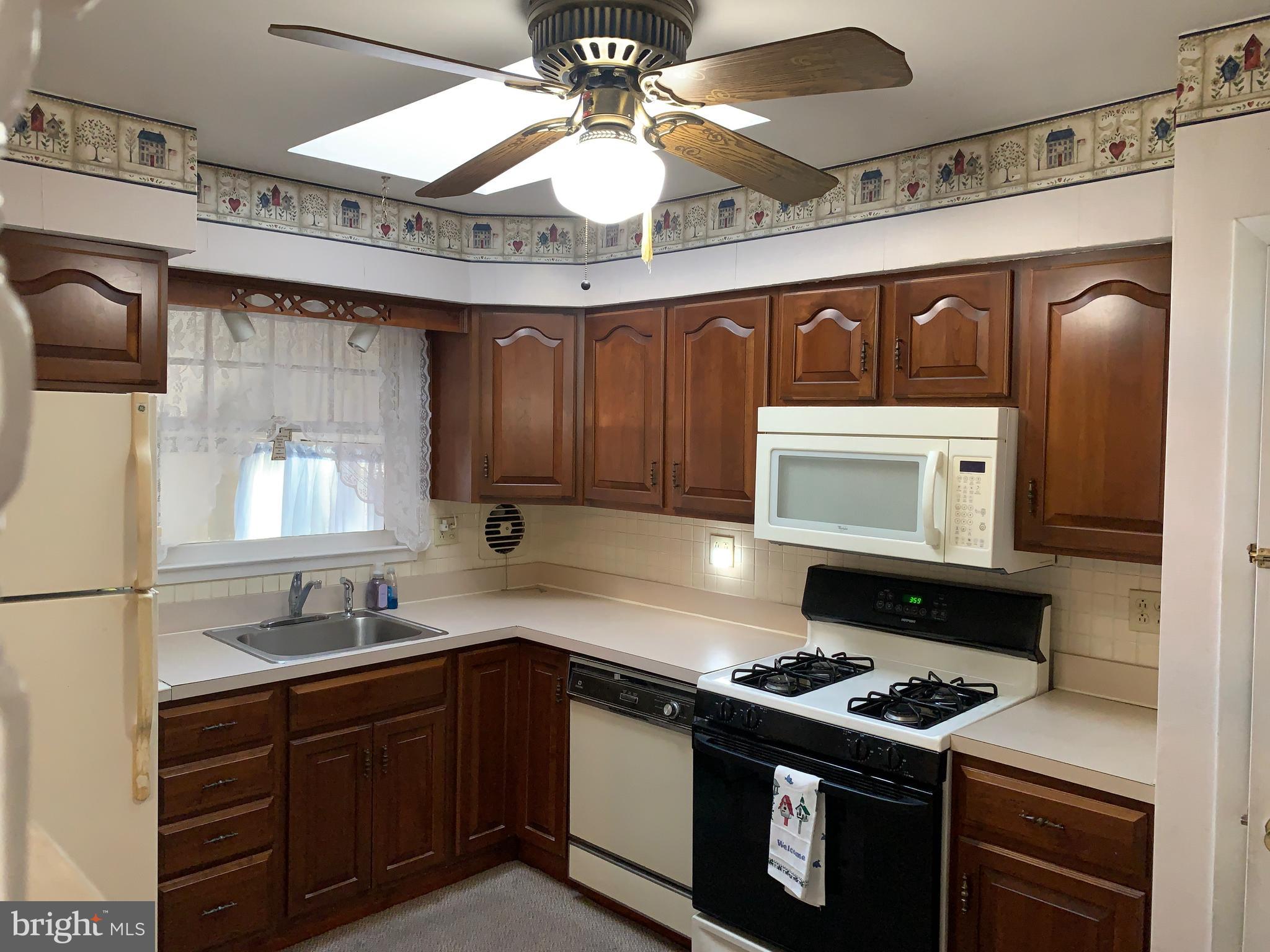 LAWRENCE PARK - Residential