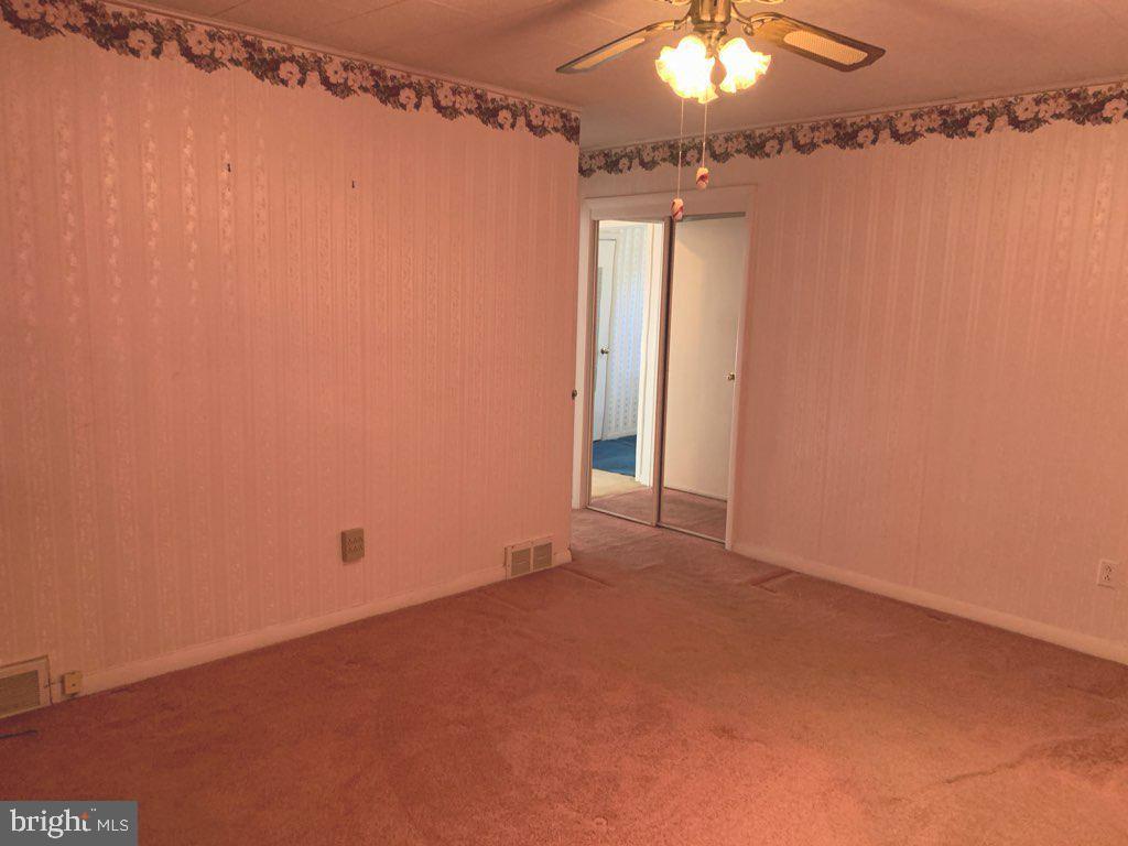 LAWRENCE PARK - Residential