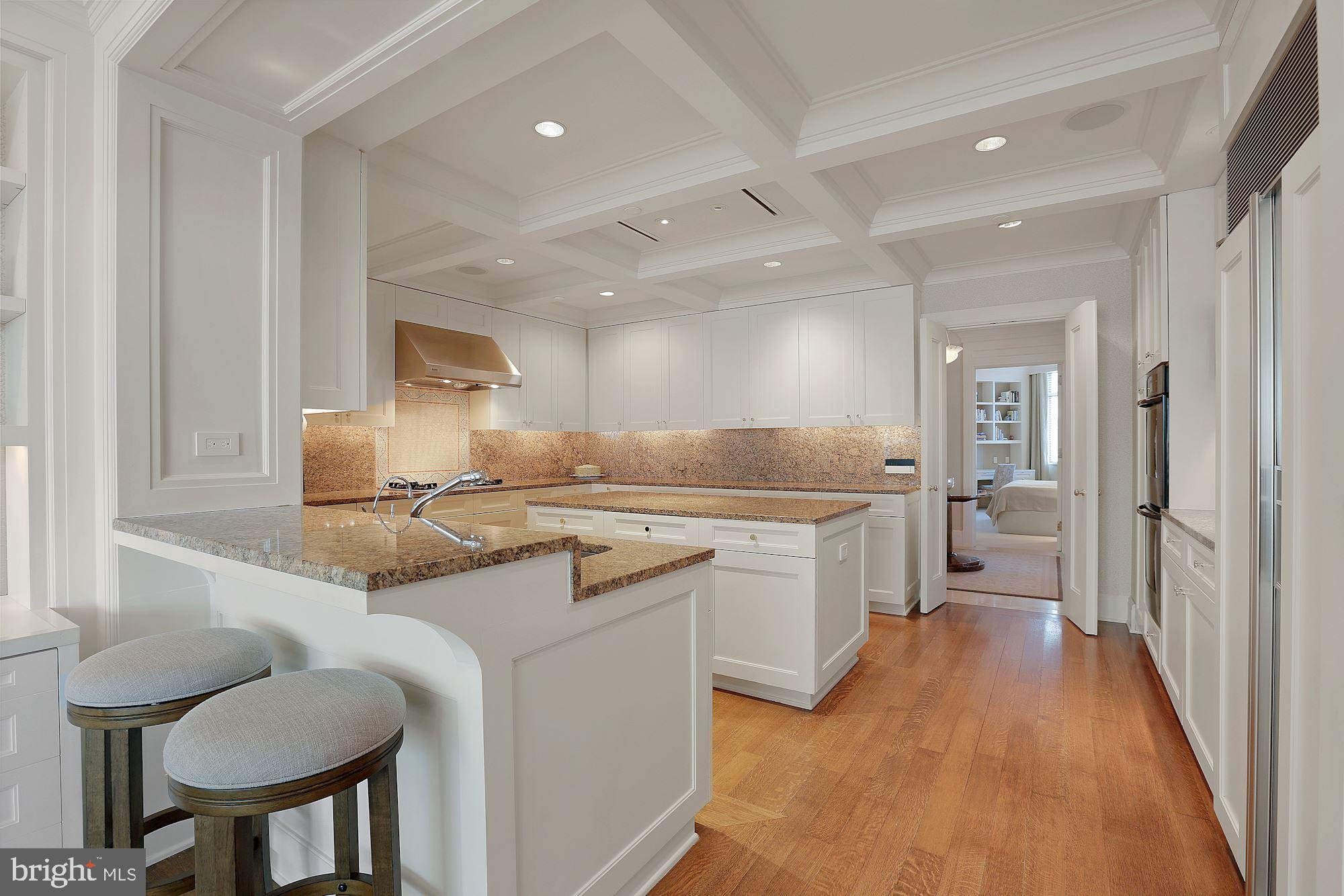 SOMERSET HOUSE CONDOS - Residential