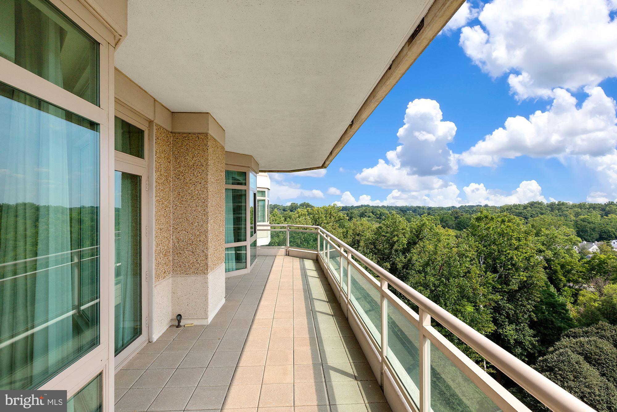 SOMERSET HOUSE CONDOS - Residential