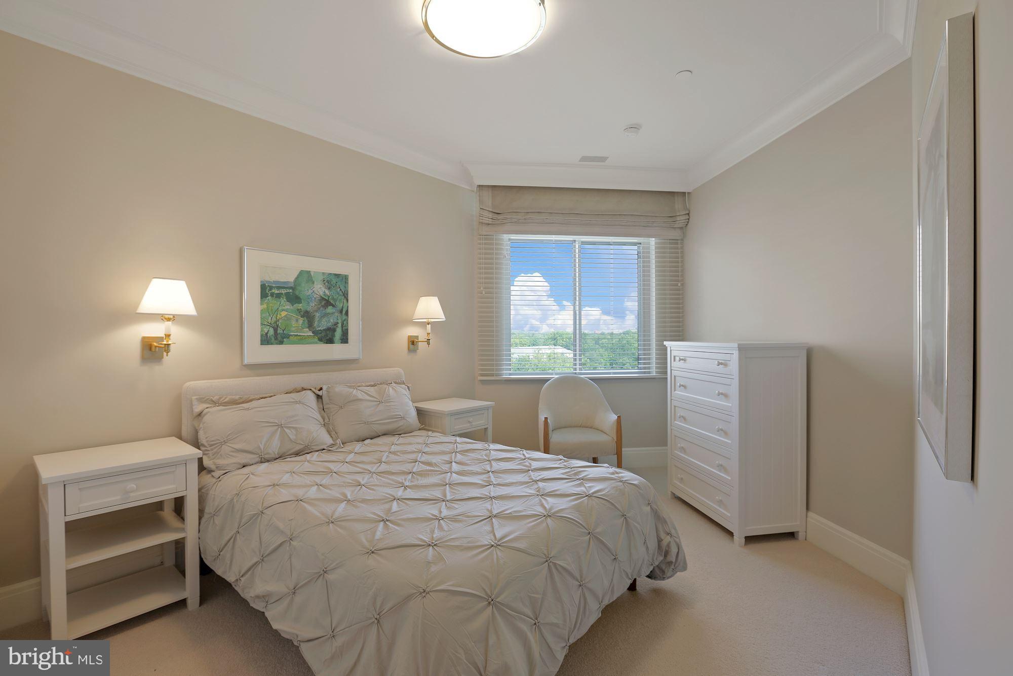 SOMERSET HOUSE CONDOS - Residential