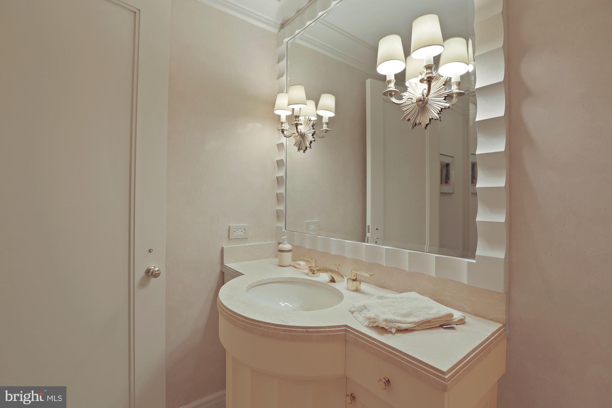 SOMERSET HOUSE CONDOS - Residential