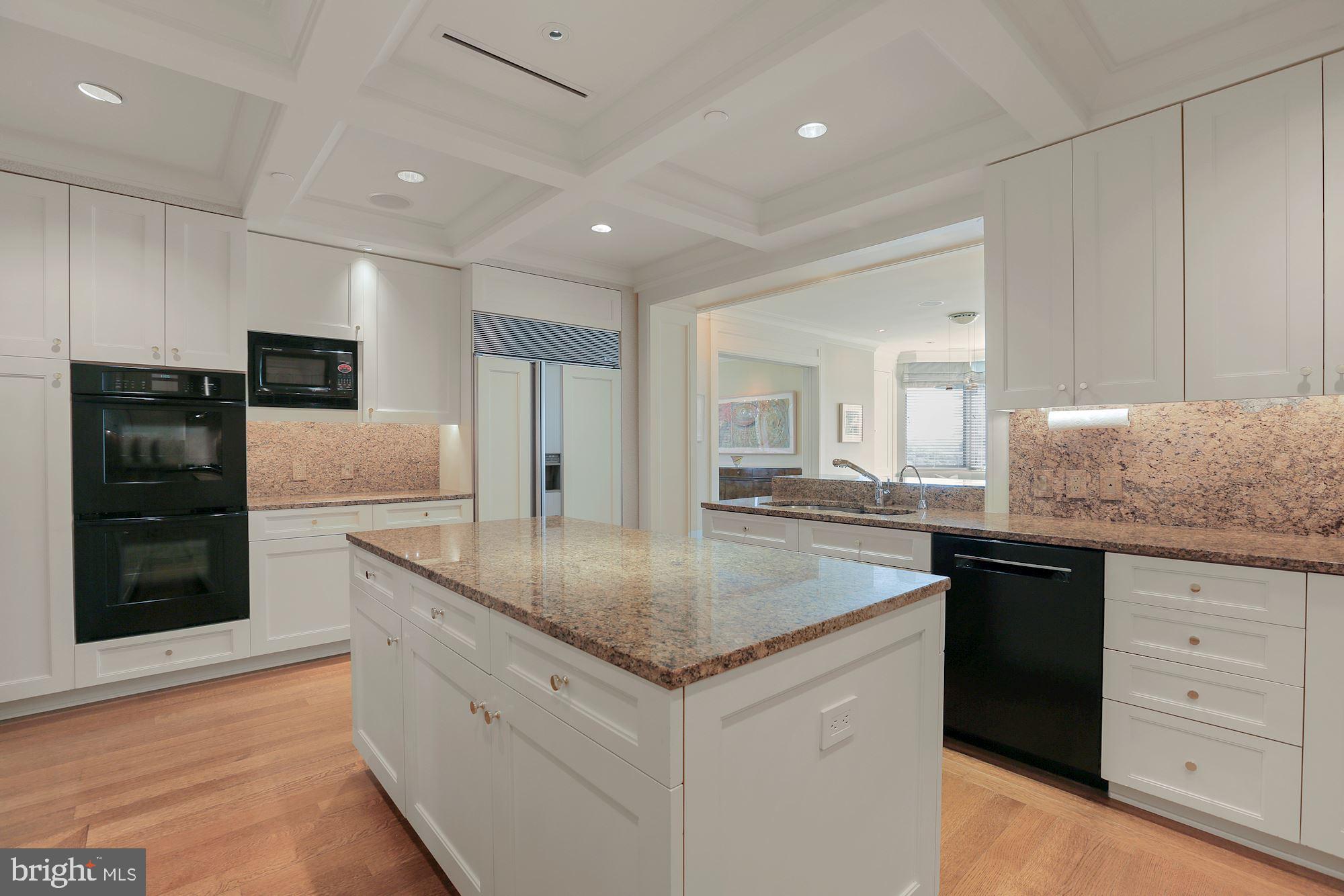 SOMERSET HOUSE CONDOS - Residential