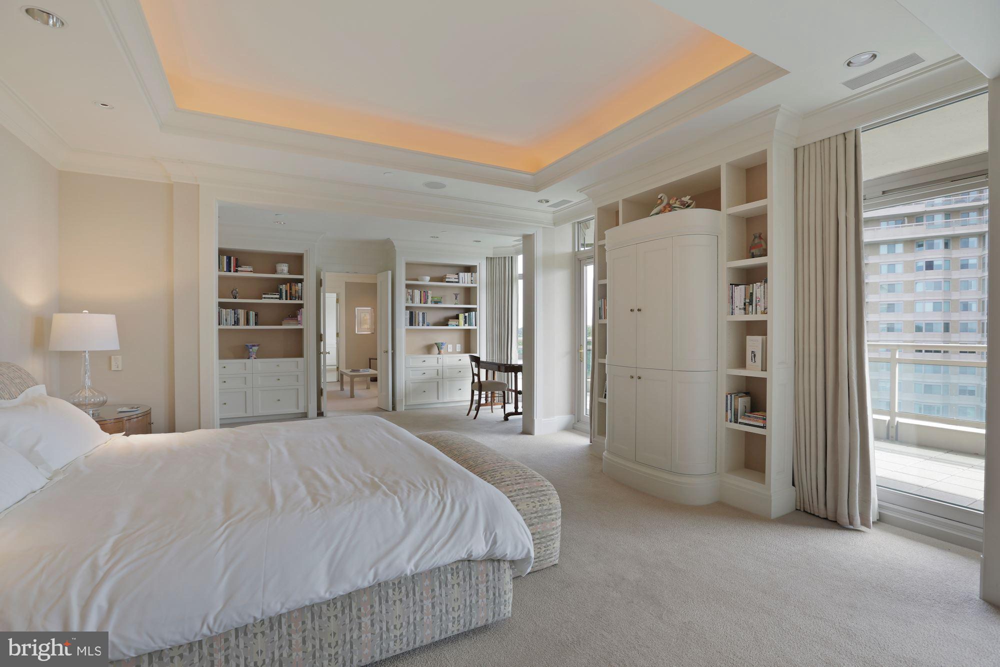 SOMERSET HOUSE CONDOS - Residential