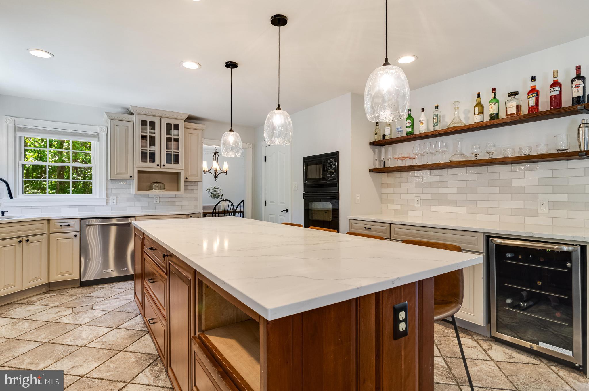 BERRY HILL MANOR - Residential