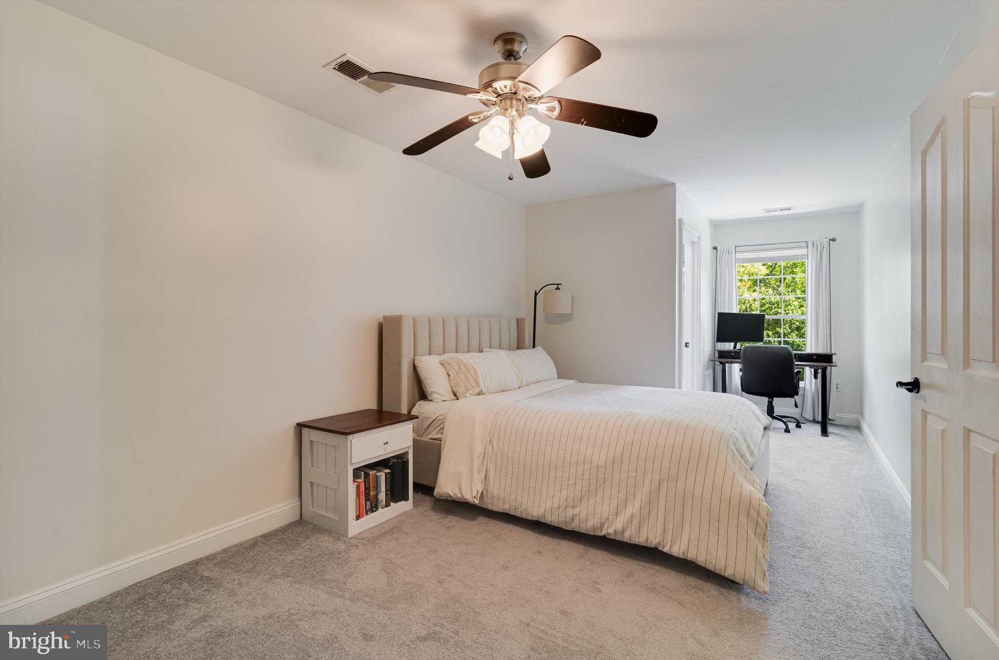 BERRY HILL MANOR - Residential