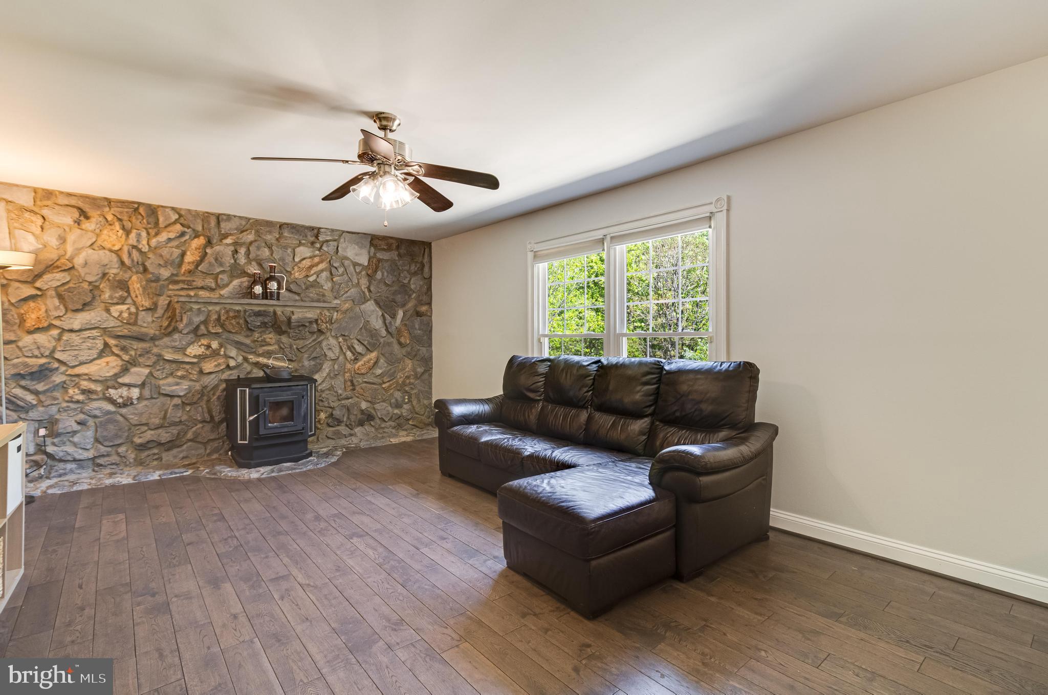 BERRY HILL MANOR - Residential